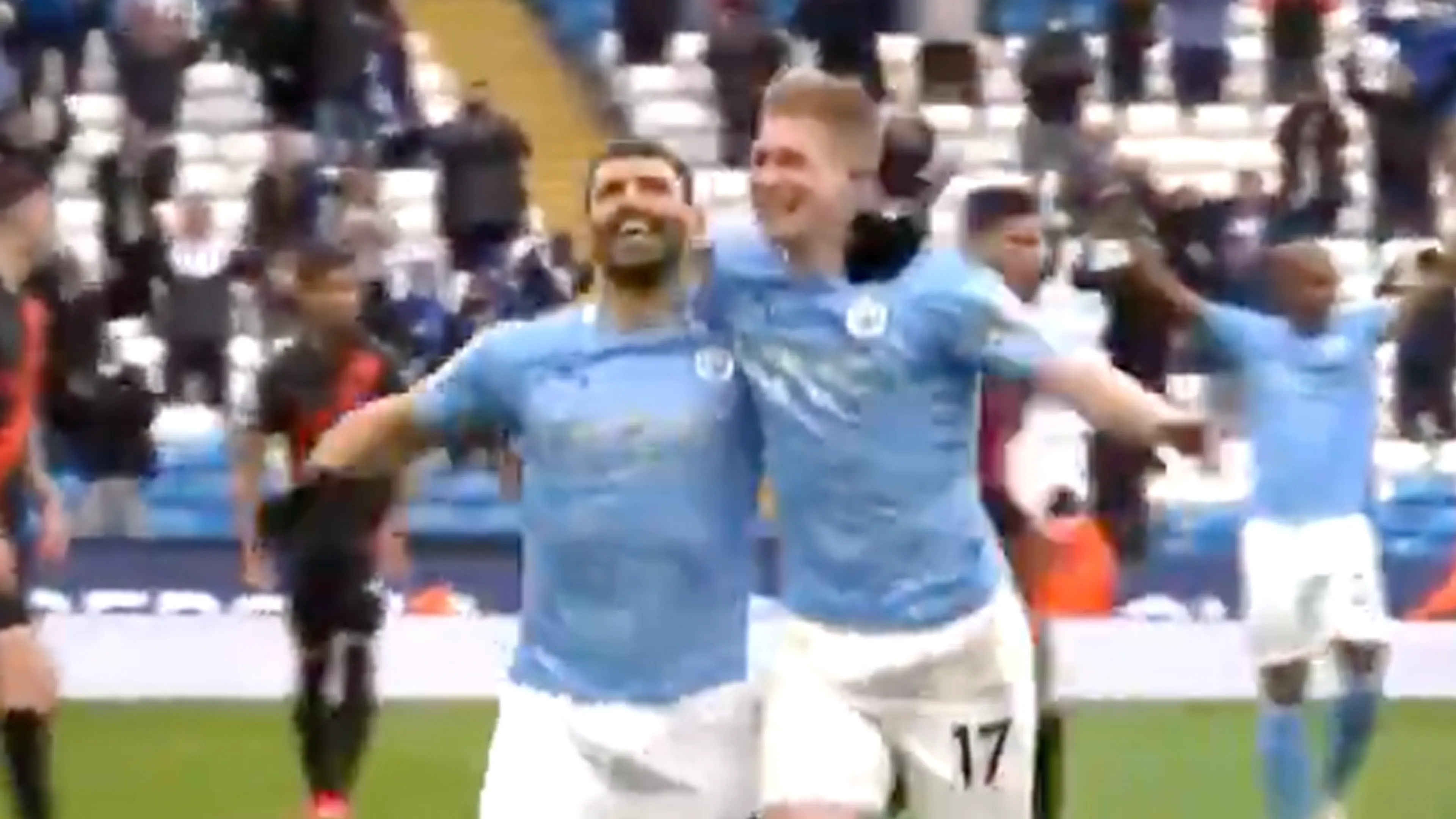 VIDEOGOALS: Agüero scoort twee keer in laatste duel voor City