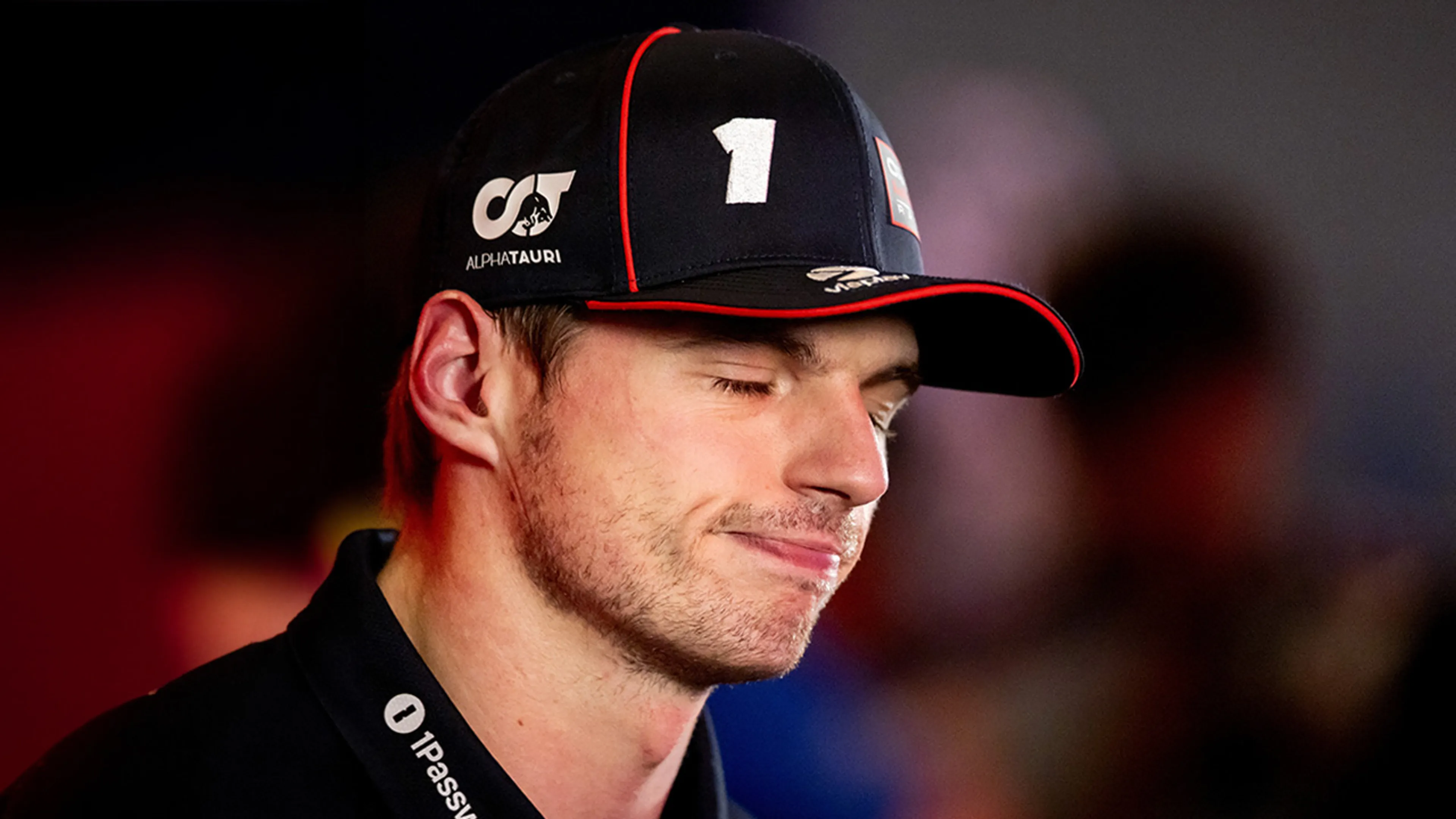 Max Verstappen 'stuitert' naar zesde plek in sprintkwalificatie