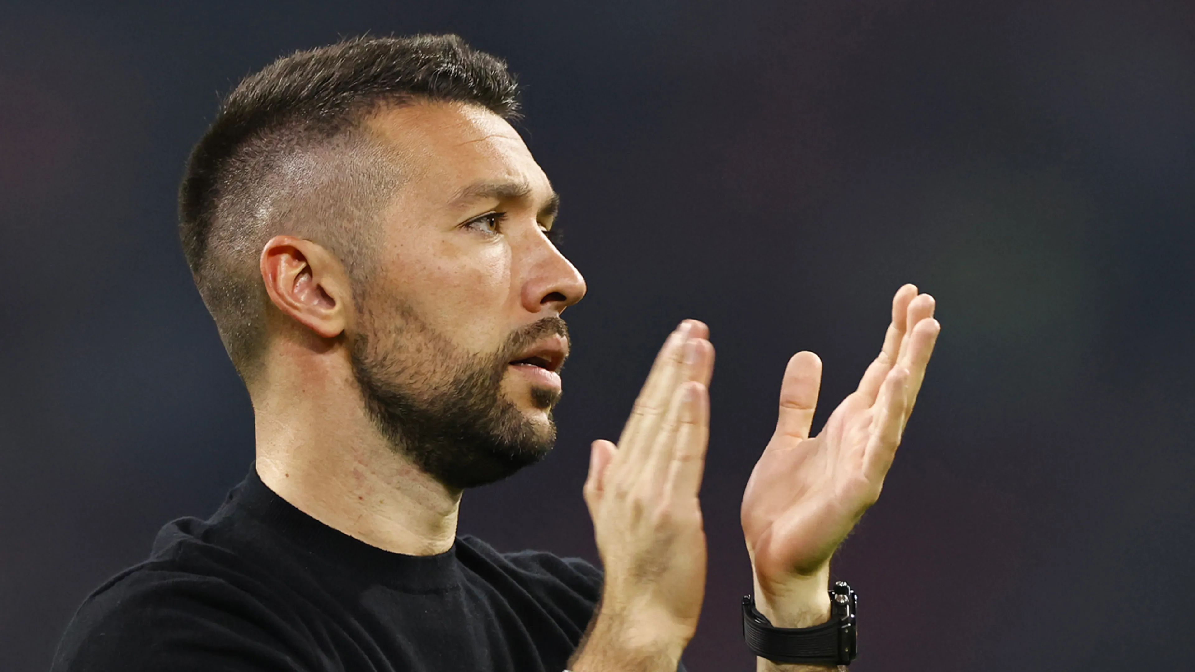 Francesco Farioli nam selectie mee naar Ajax-museum