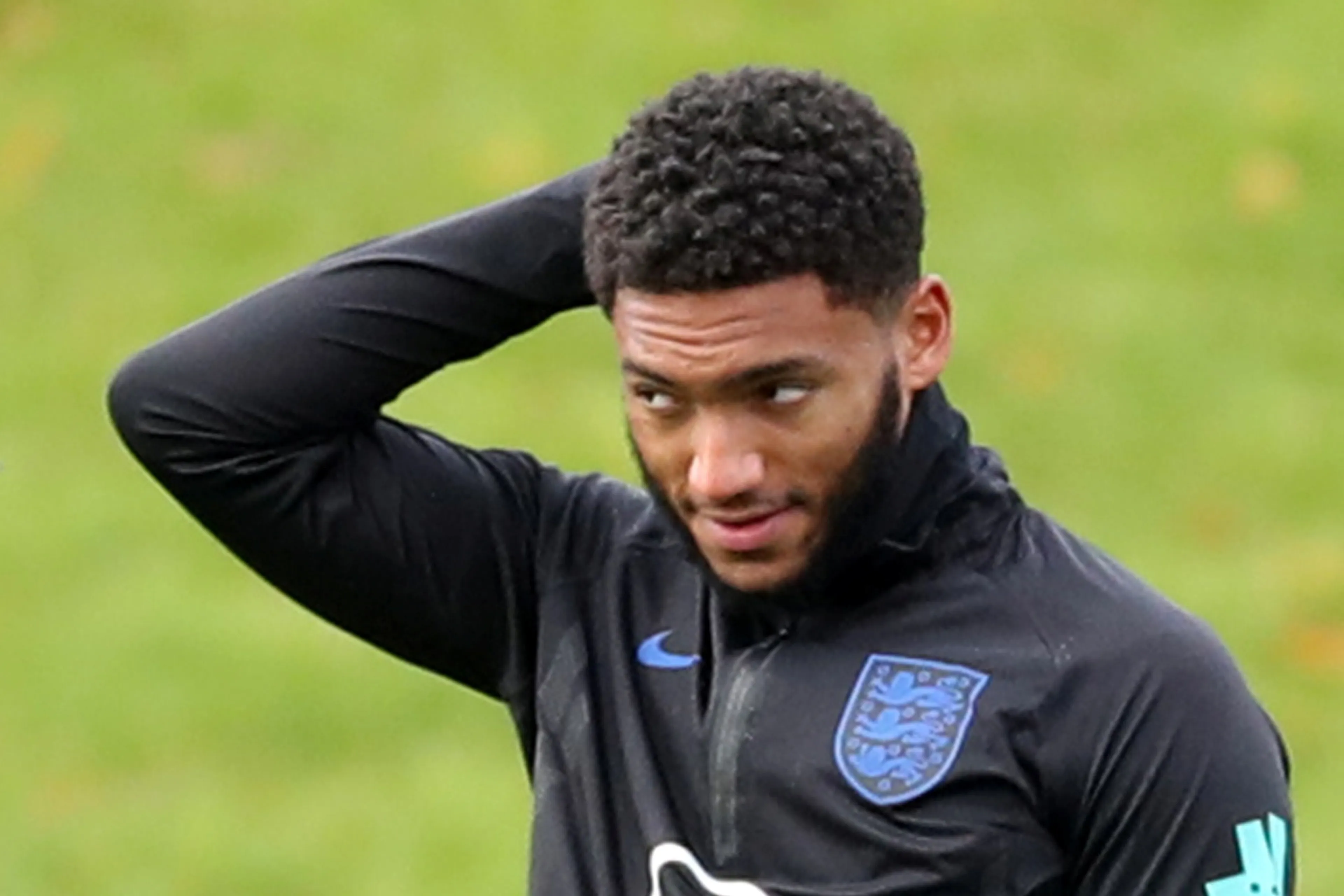 Sterling neemt het op voor uitgejouwde Gomez