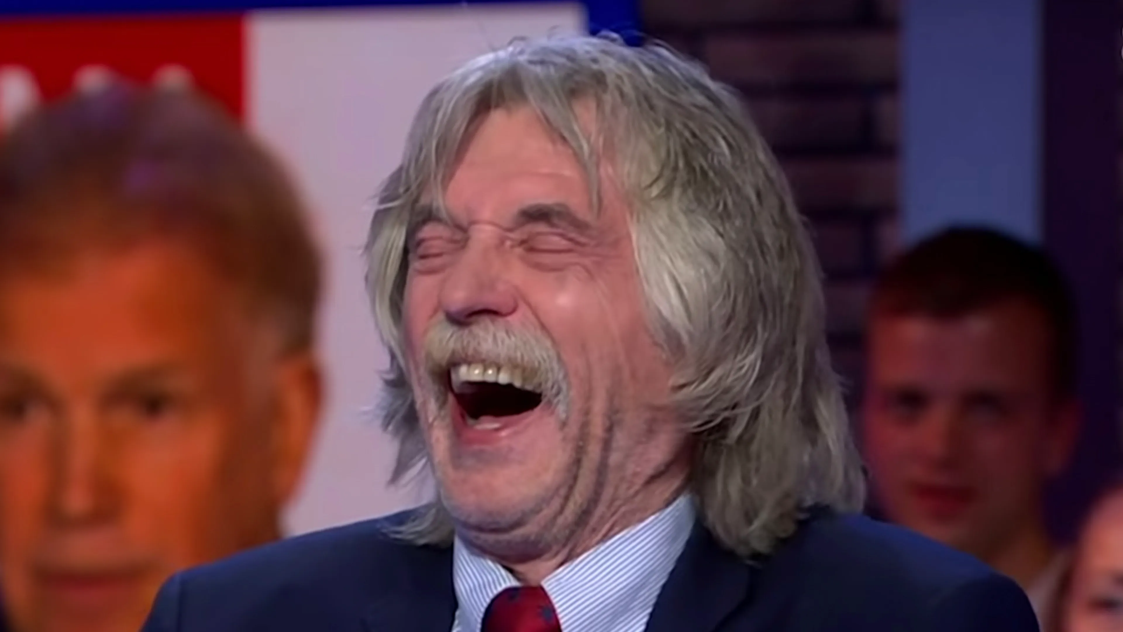 CLASSIC: Johan en René gaan los over HEMA-worsten