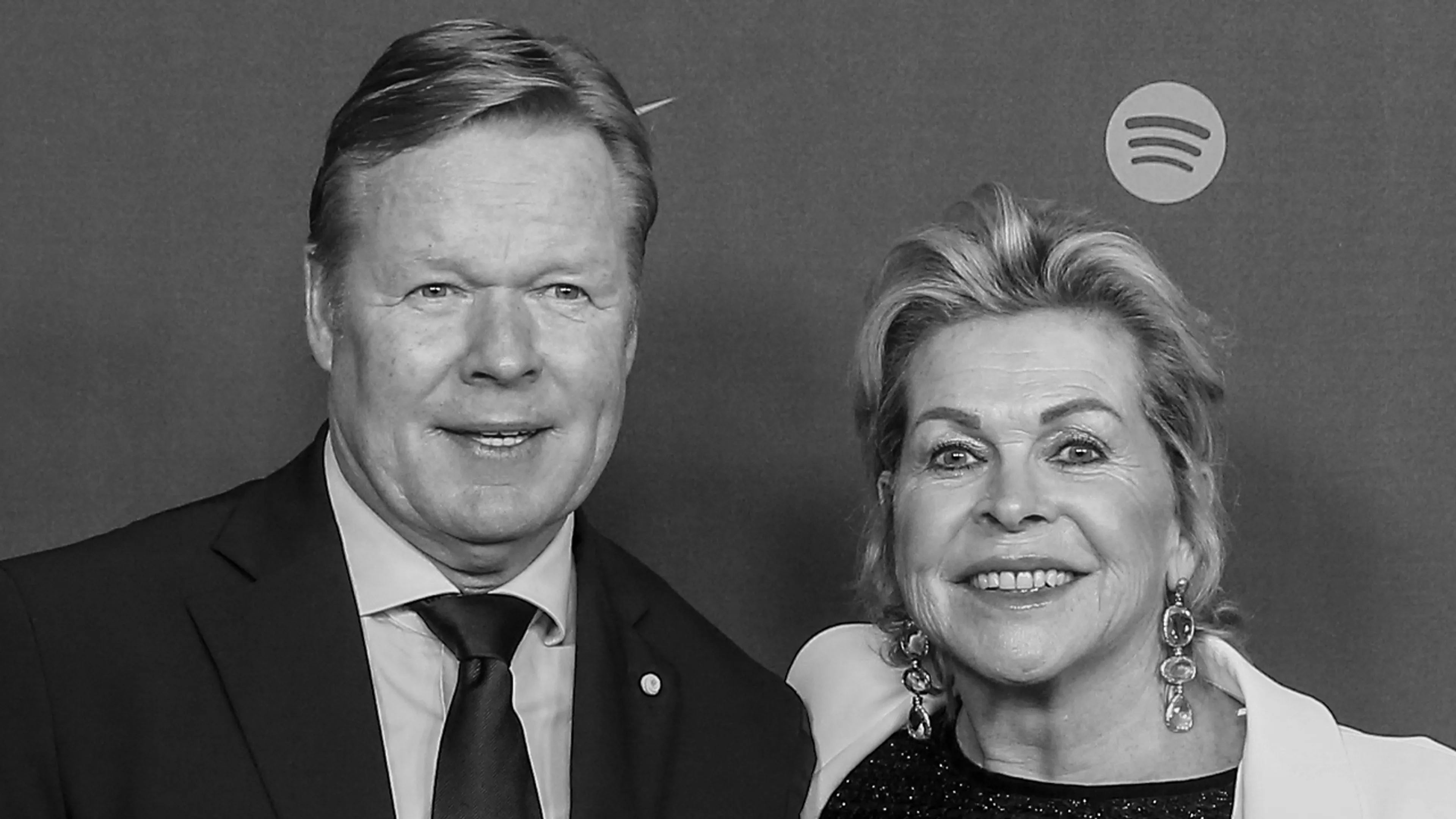 Ronald Koeman spreekt dank uit voor liefde en steun na overlijden van Bartina Koeman