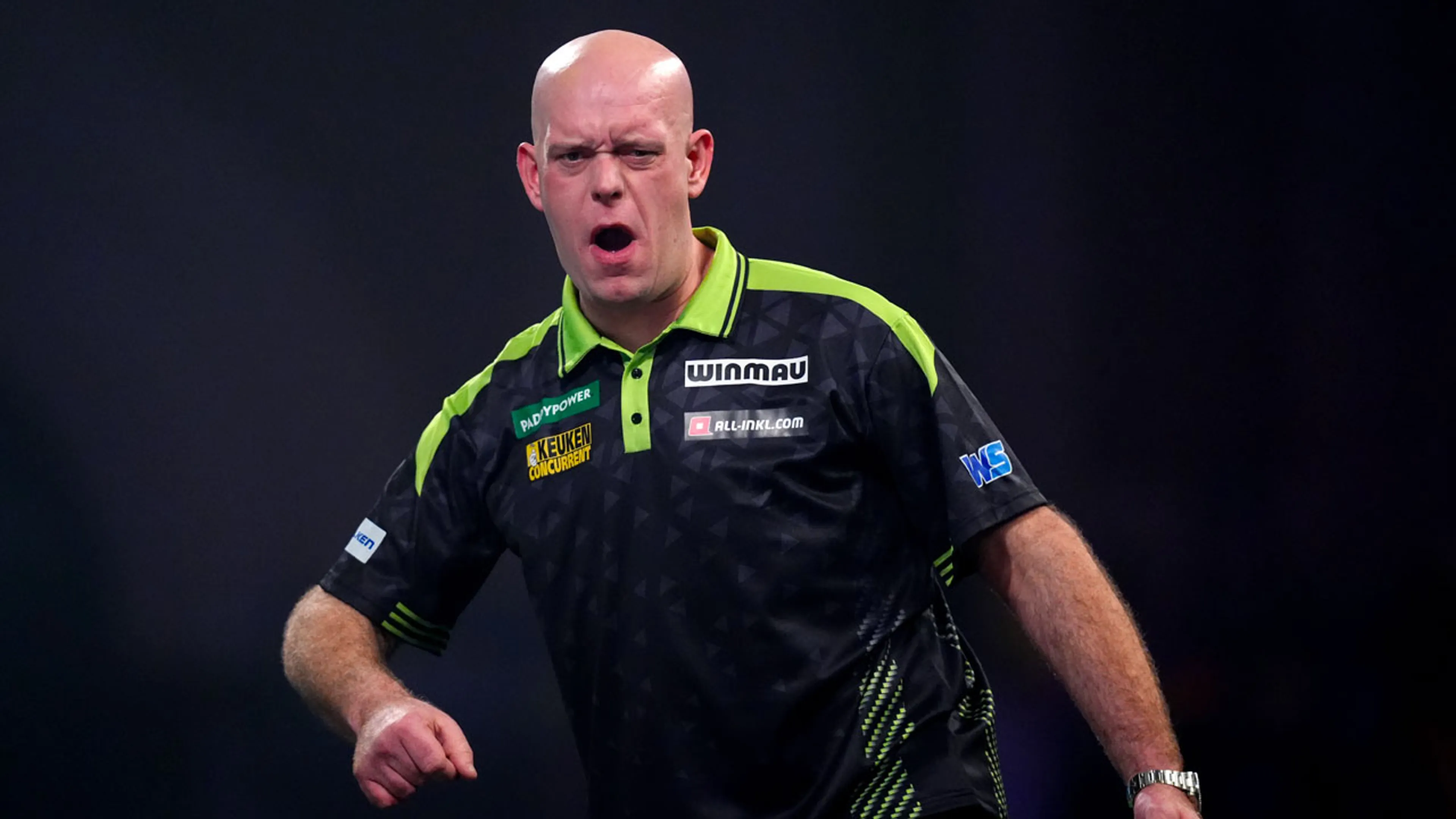 Michael van Gerwen via Duitser Arno Merk naar achtste finales WK darts