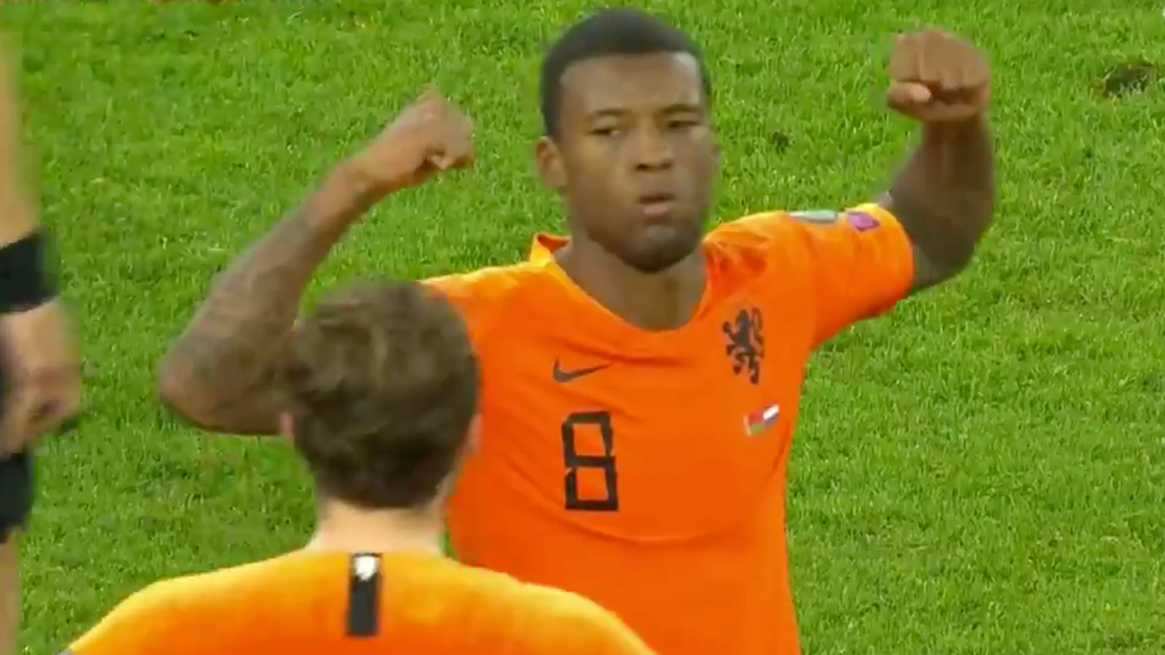 Wijnaldum pegelt Oranje op schitterende wijze naar 2-0