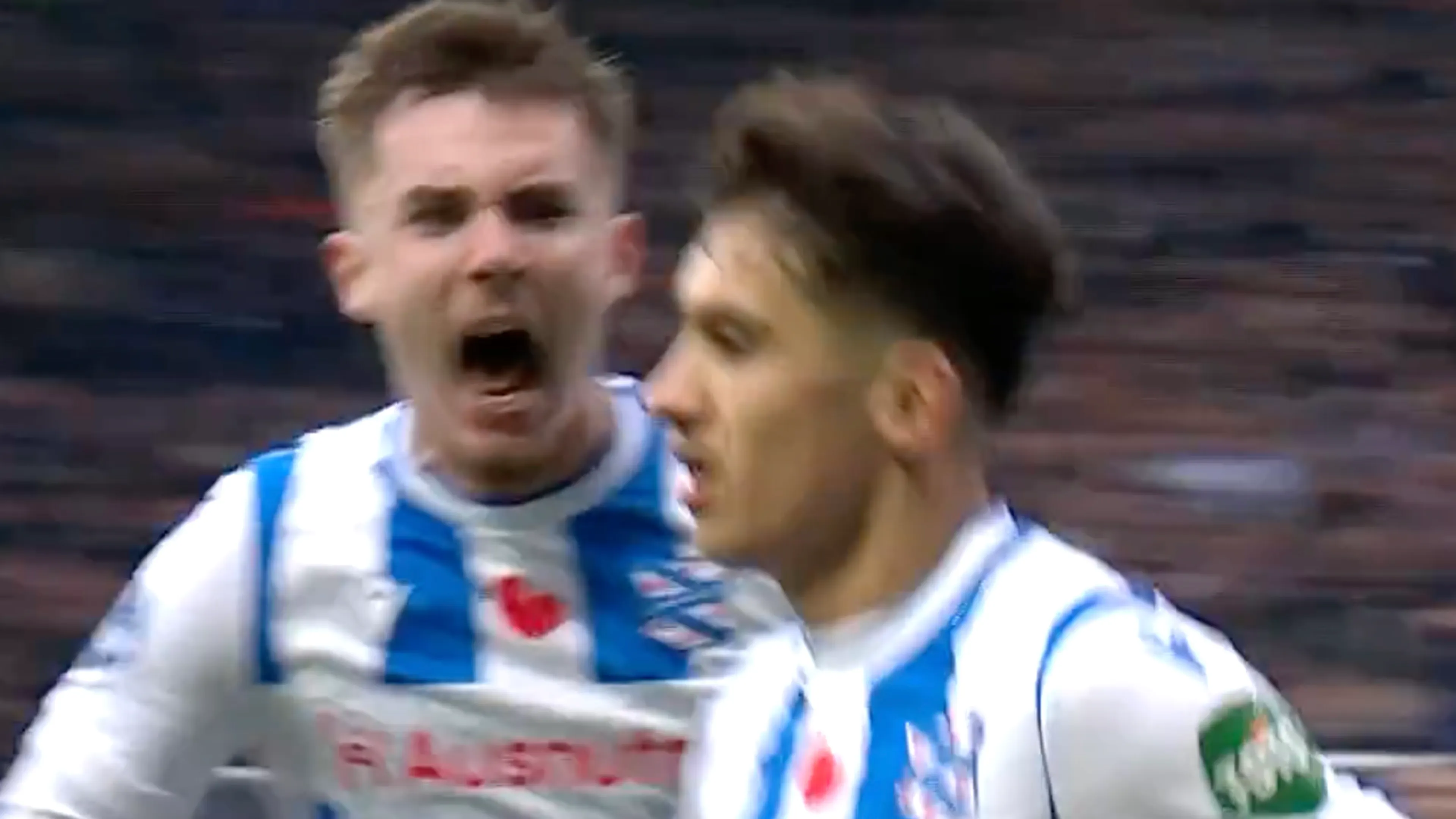 Videogoal: Sahraoui zet Heerenveen op 2-0 voorsprong tegen Ajax