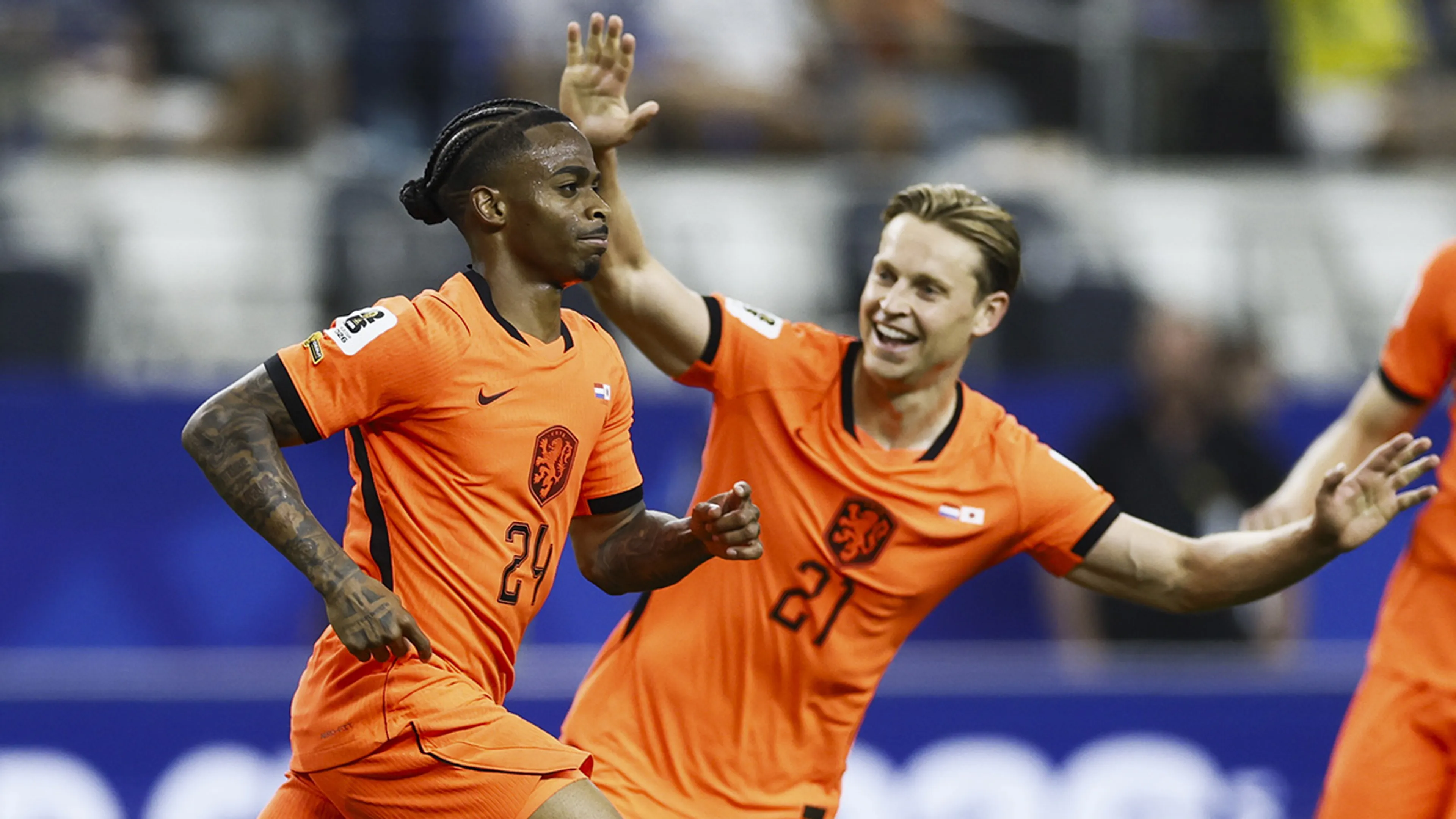 Videogoals: Summerville zet Oranje in doelpuntrijke tweede helft op voorsprong