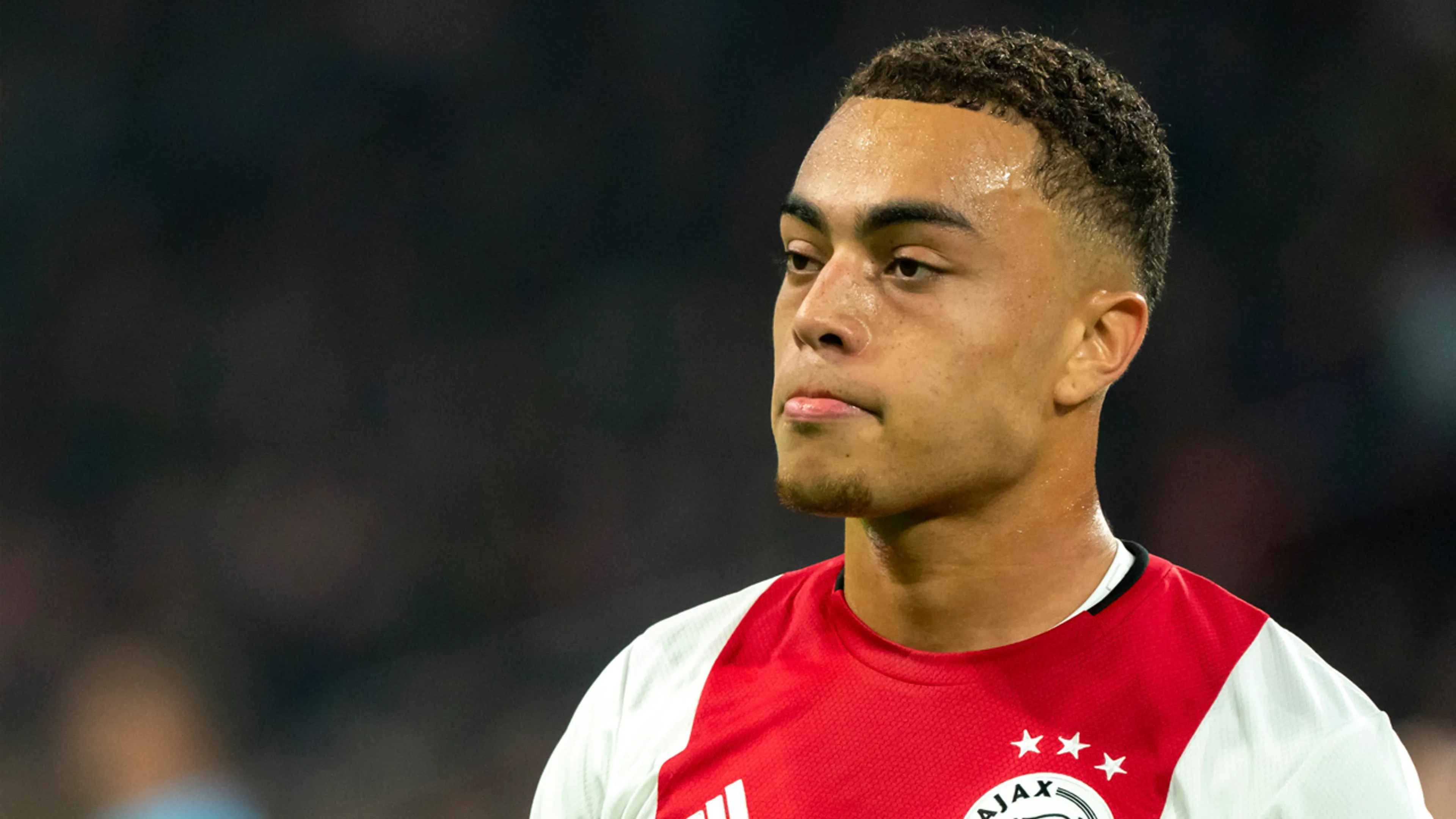 Rummenigge: transfer Dest van Ajax naar Bayern nog ver weg