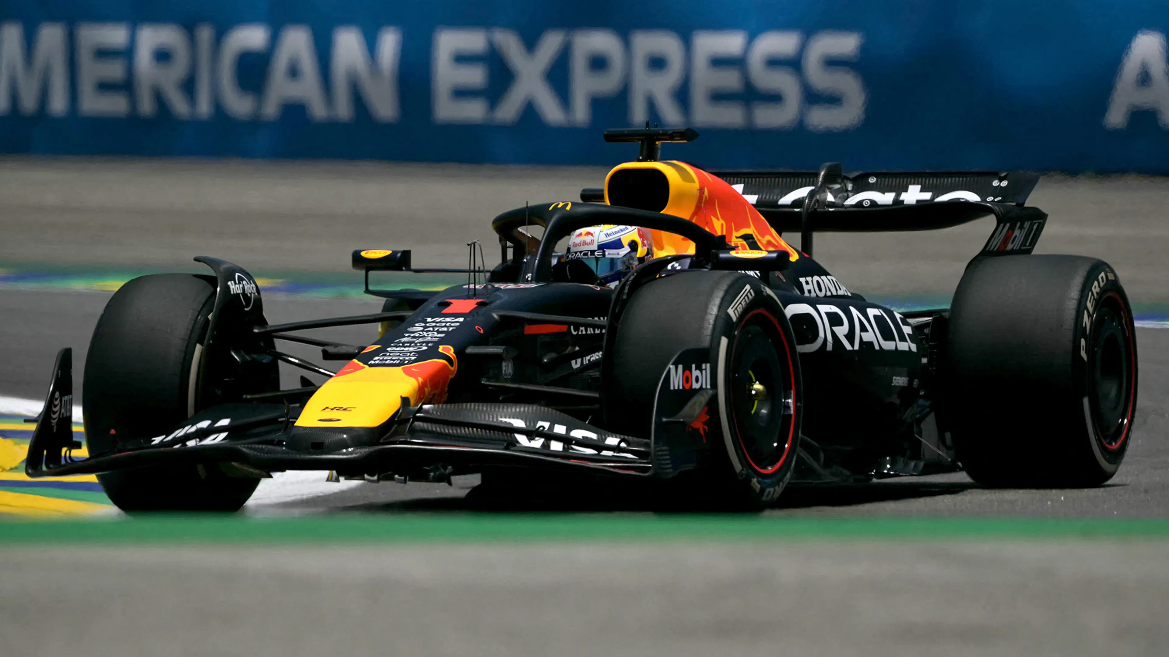Max Verstappen vierde in door Lando Norris gewonnen sprintrace in São Paulo
