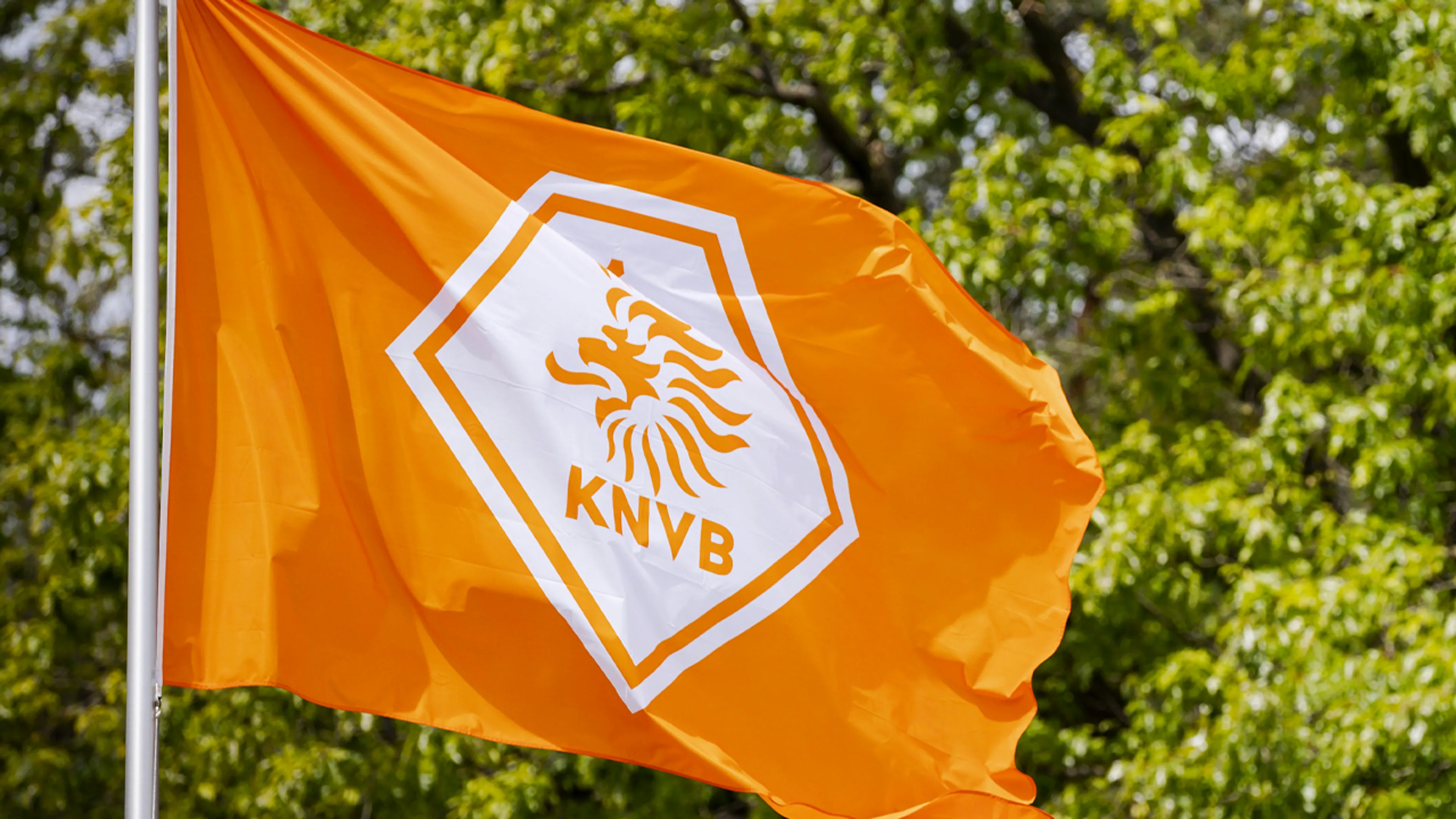 KNVB blokkeert 214 toegangskaarten voor bekerfinale PSV - Ajax