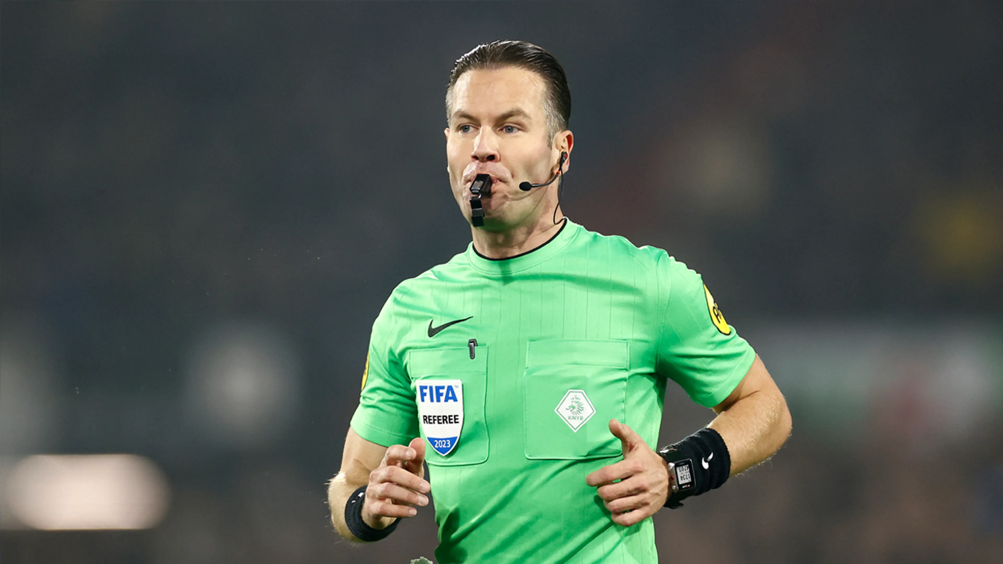 Makkelie fluit zondag topper tussen Feyenoord en PSV