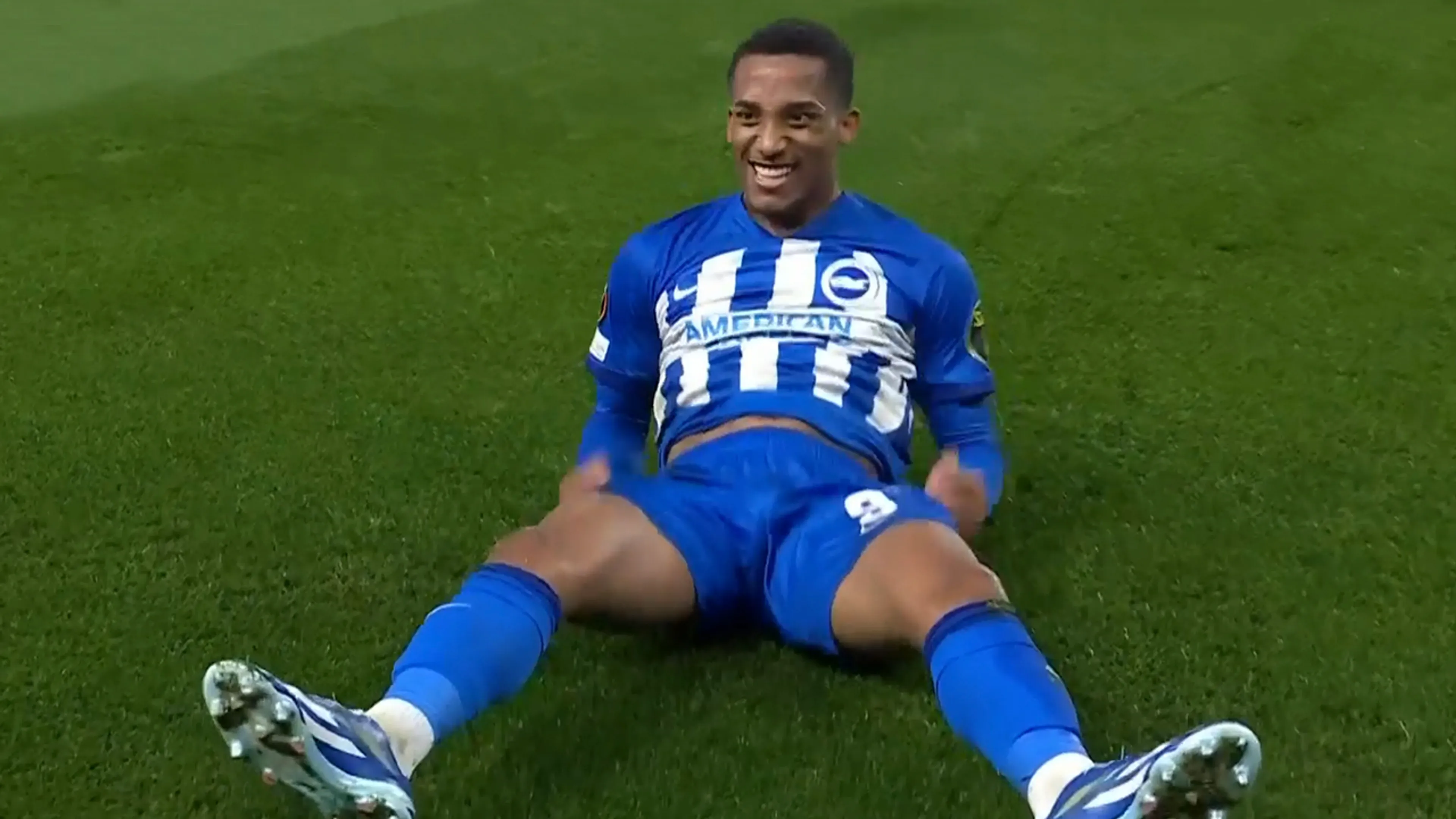 VIDEOGOAL: Brighton & Hove Albion - Ajax 1-0 (Joao Pedro)