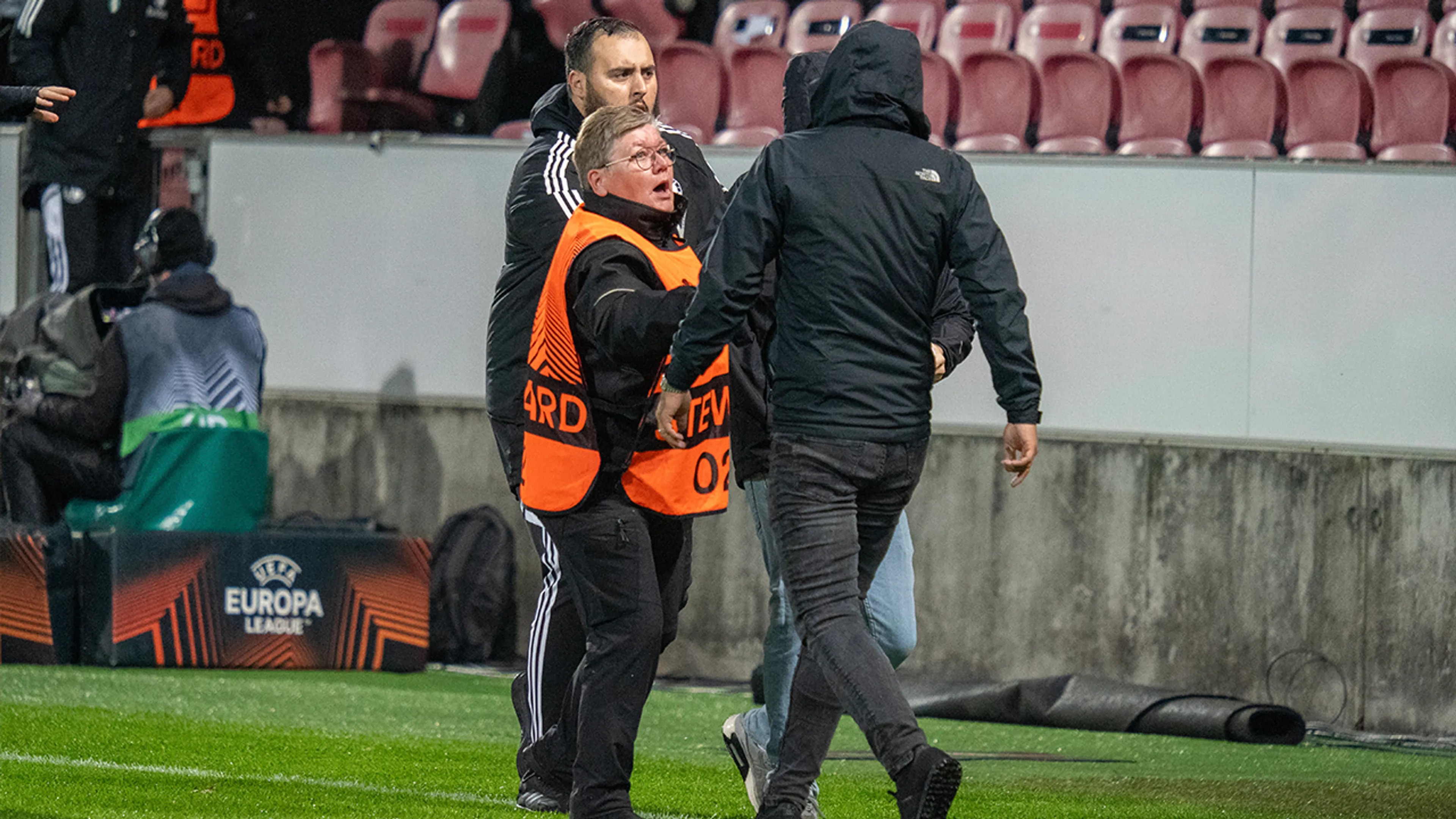 Midtjylland geschrokken door agressieve Feyenoord-fans: 'We zijn geen defensieleger'