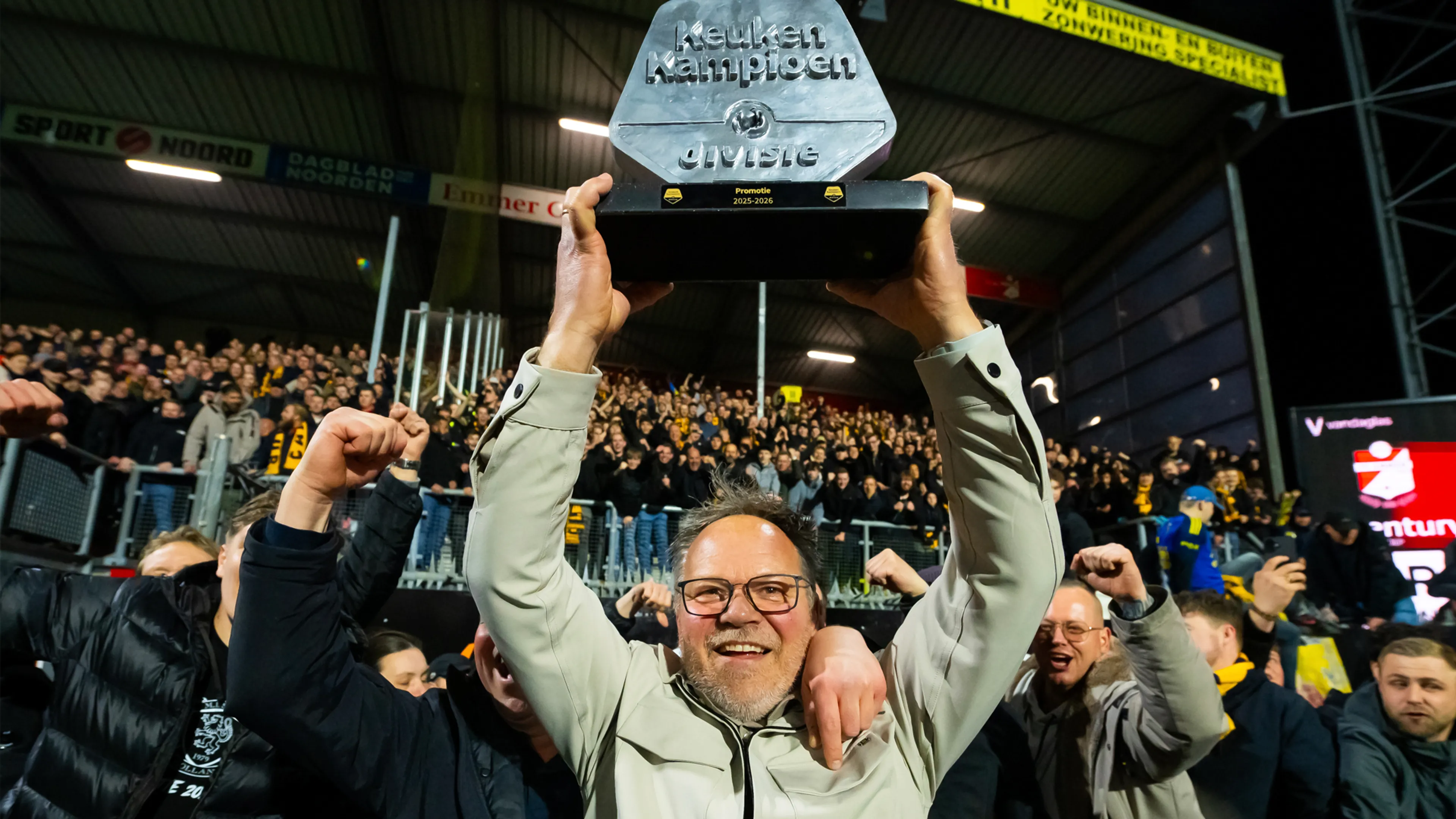 Henk de Jong gaat níet als hoofdtrainer van Cambuur de Eredivisie in
