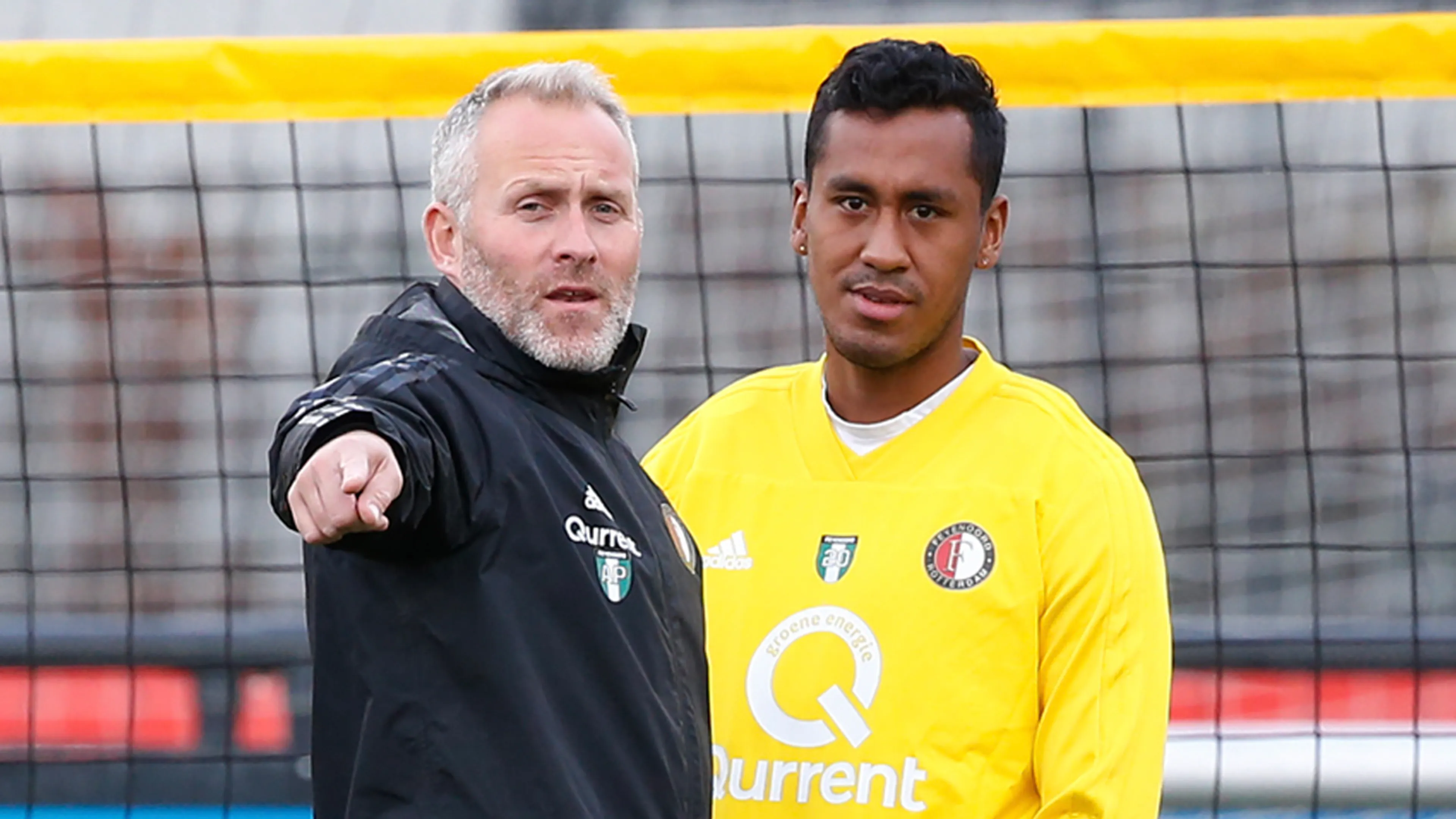 Van Bronckhorst neemt fysieke trainer Feyenoord mee naar China