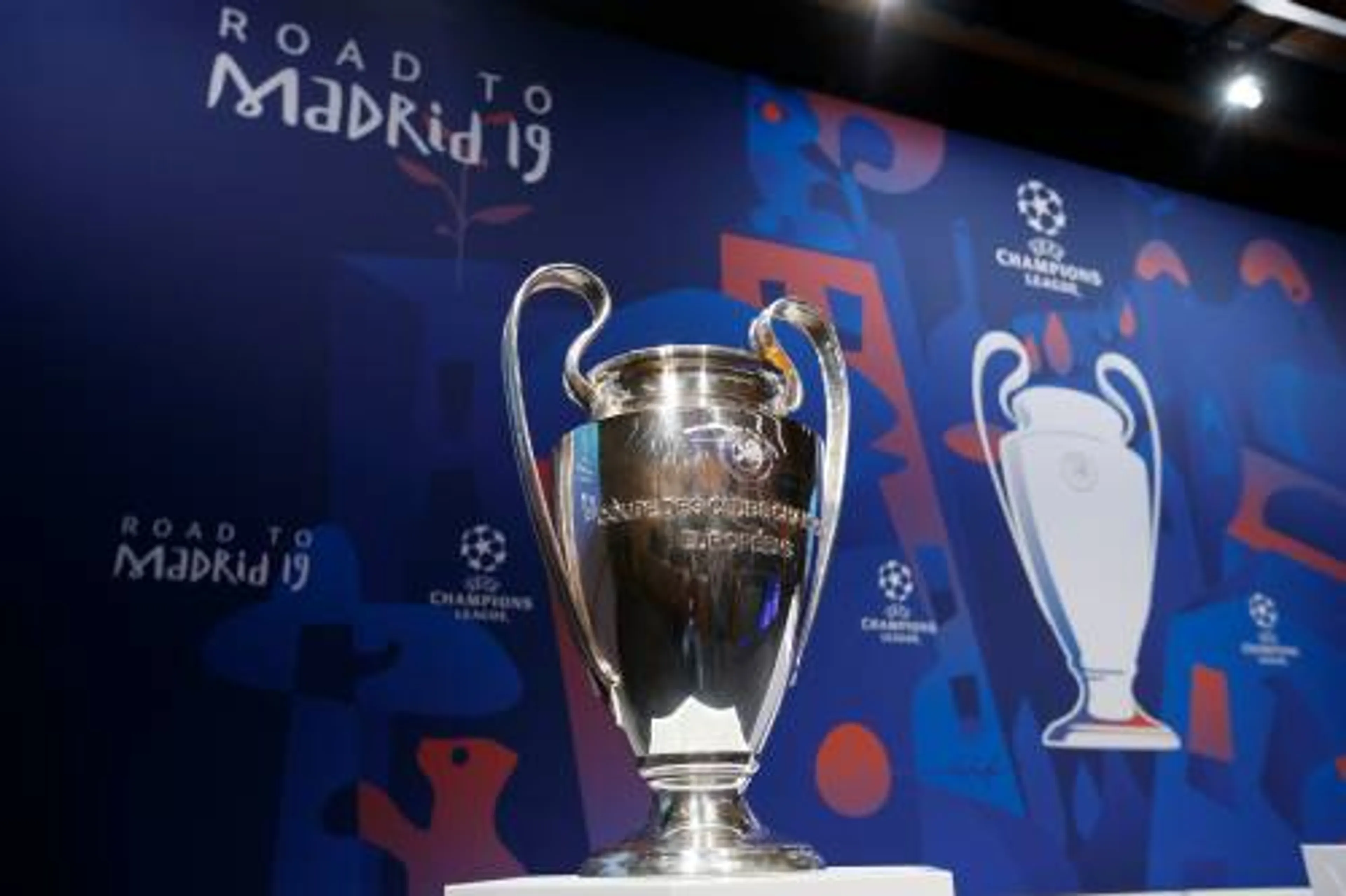 Ajax op 10 en 16 april tegen Juventus