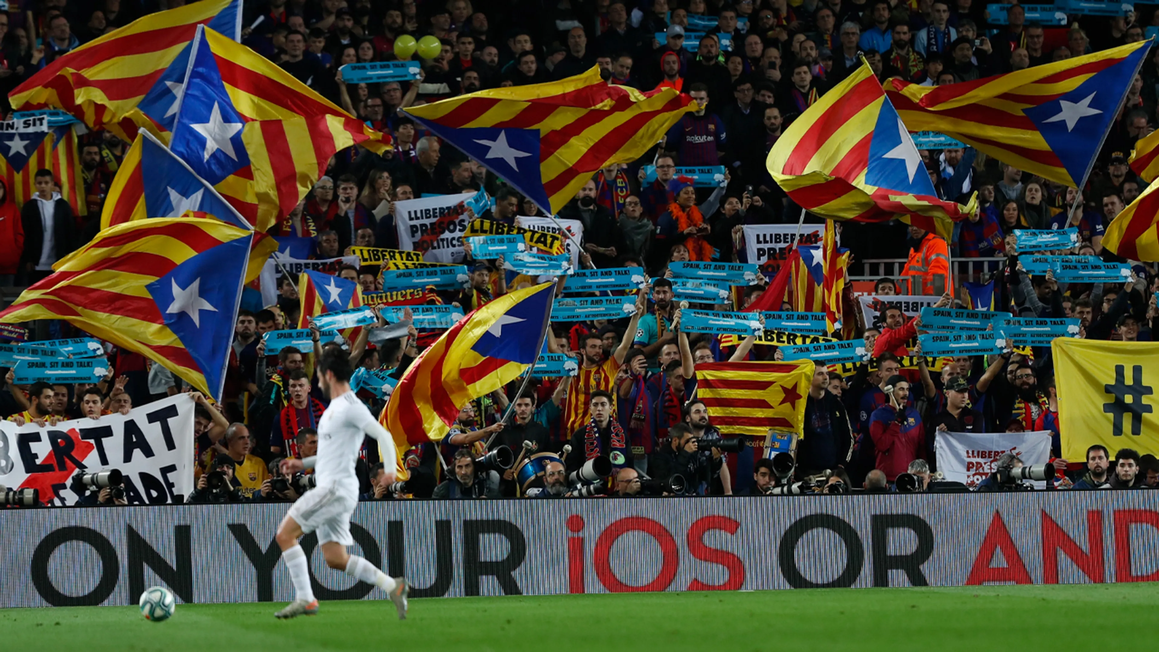 'Begin juli alweer toeschouwers welkom in Spaanse stadions'