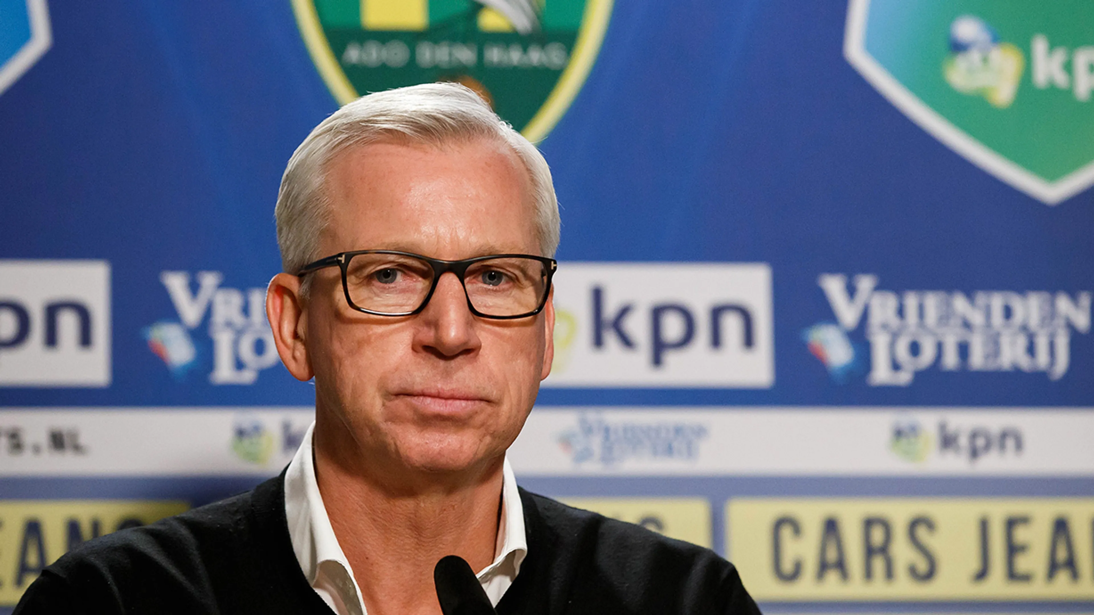 BREAKING: ADO definitief niet verder met Pardew en Powell