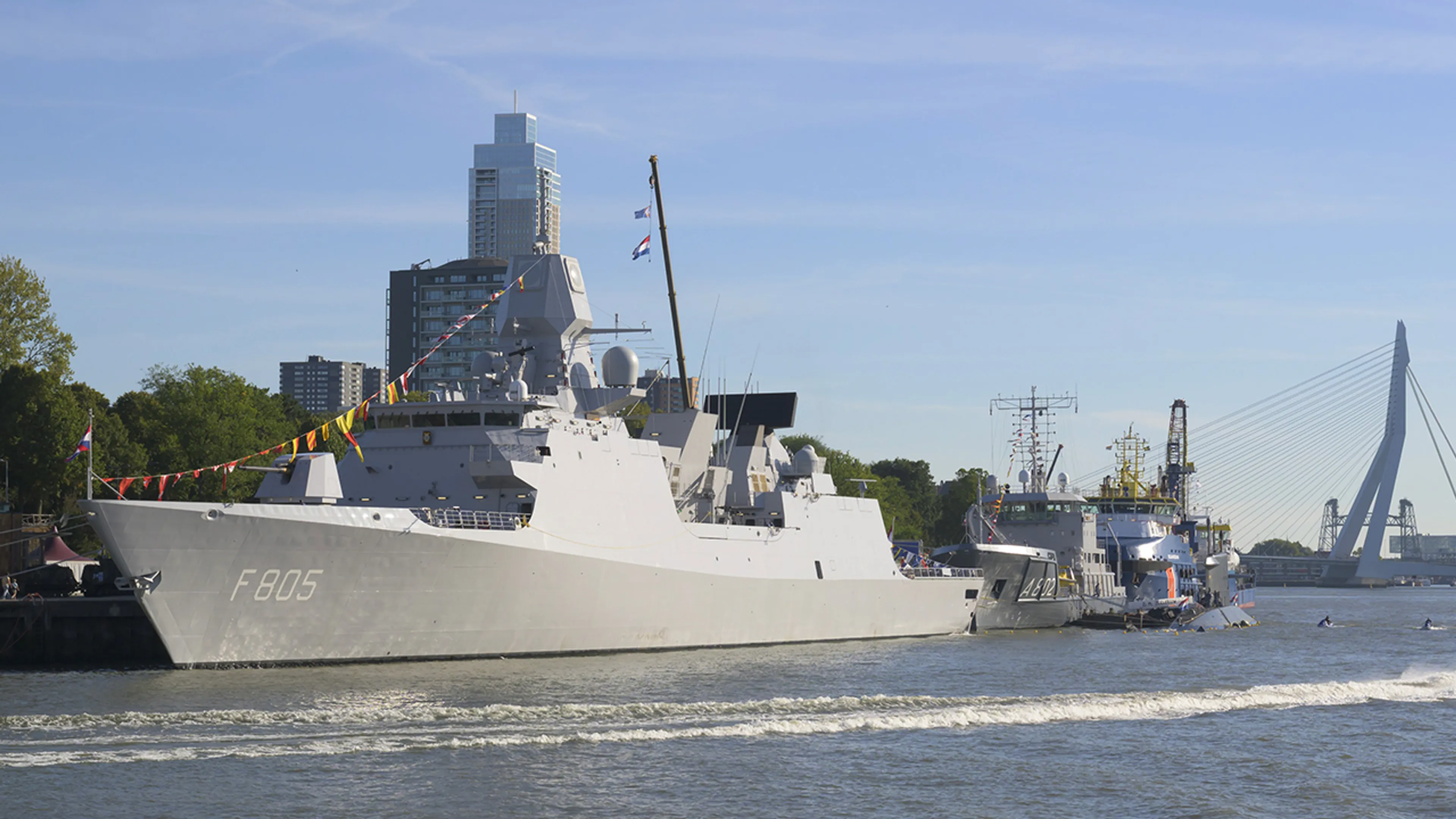 Nederland haalt marinefregat Evertsen terug uit militaire missie in de Middellandse Zee