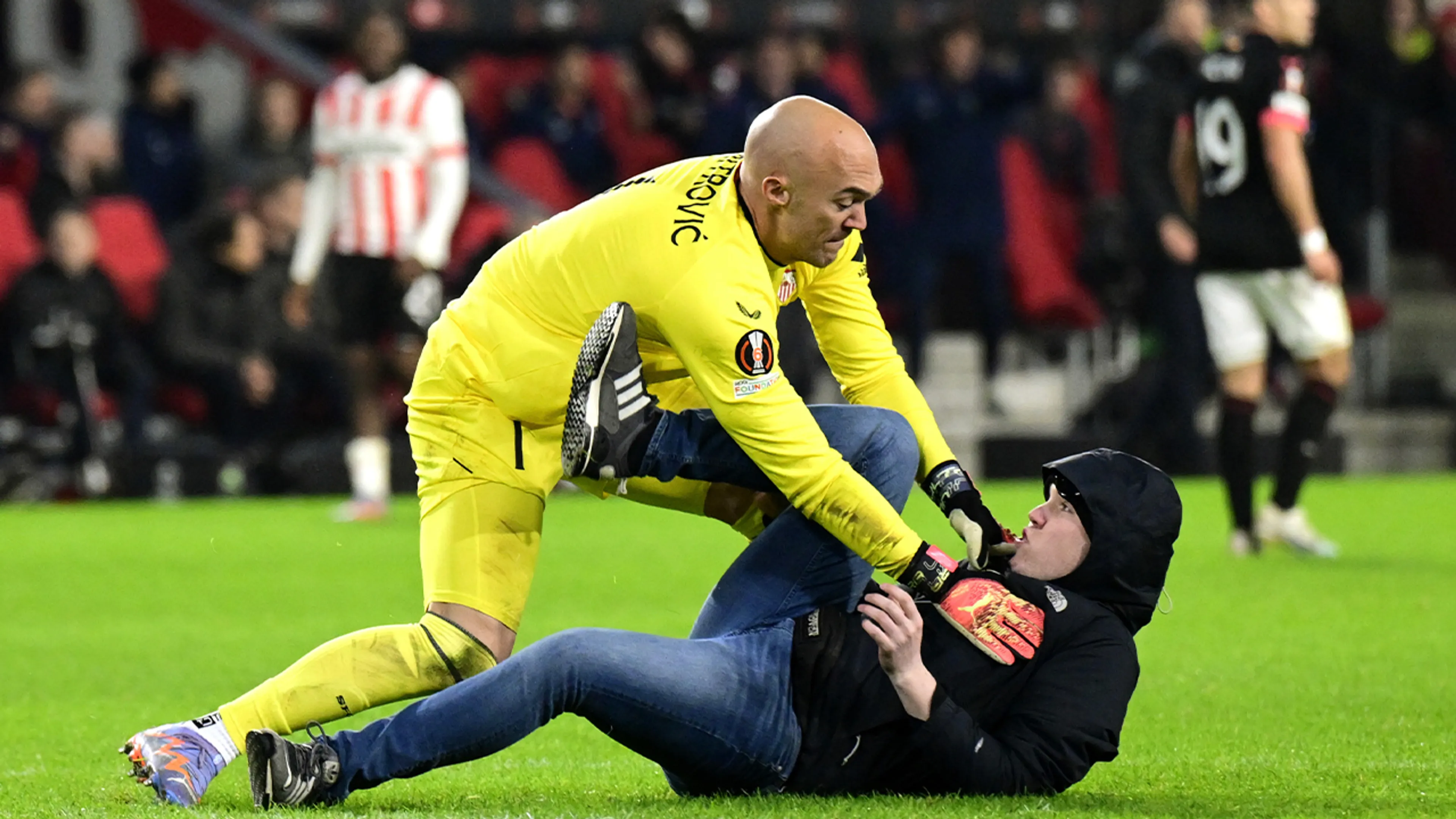 Ouders veldbestormer PSV-Sevilla hekelen uitspraken Marcel Brands