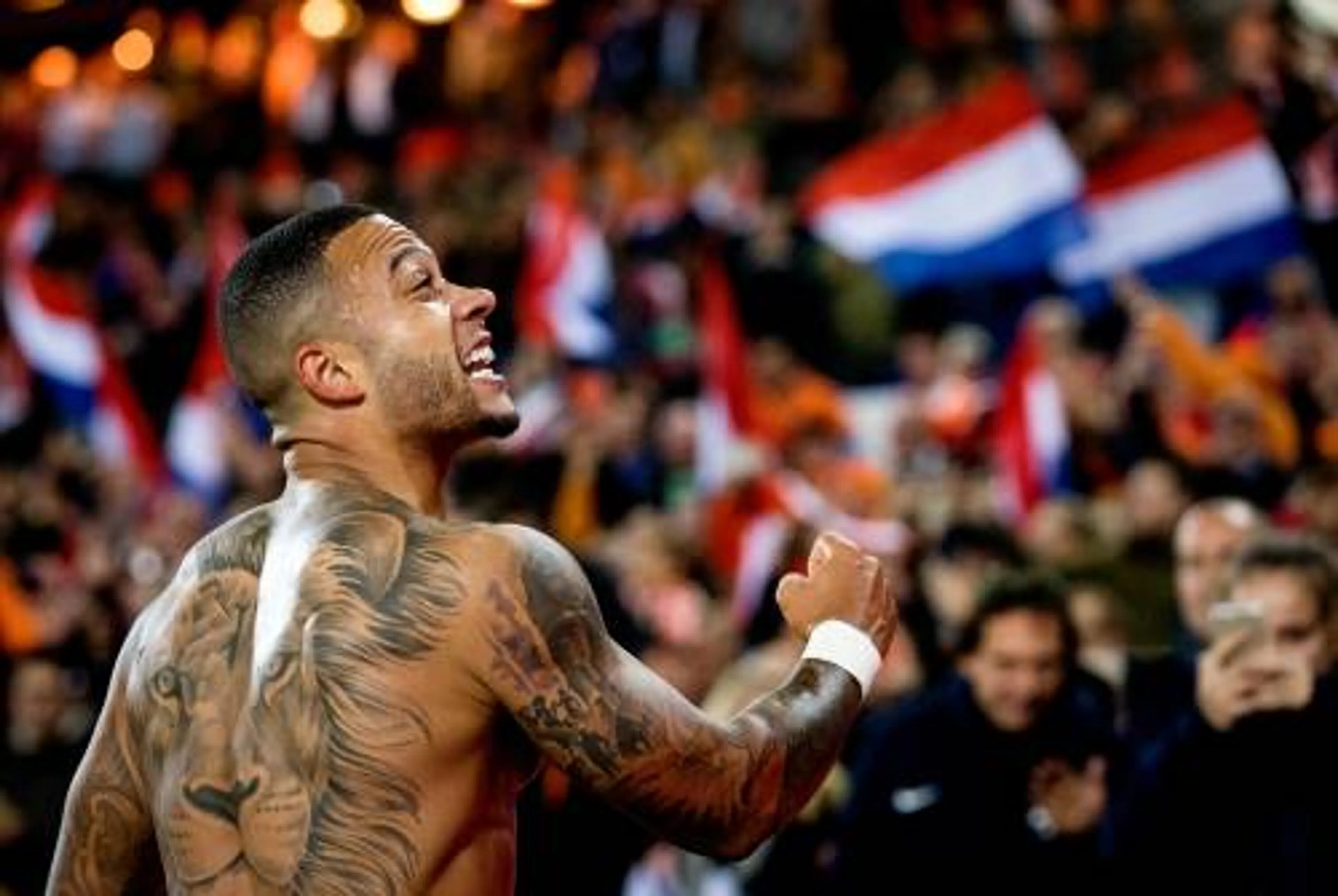 Oranje in blessuretijd langs Noord-Ierland