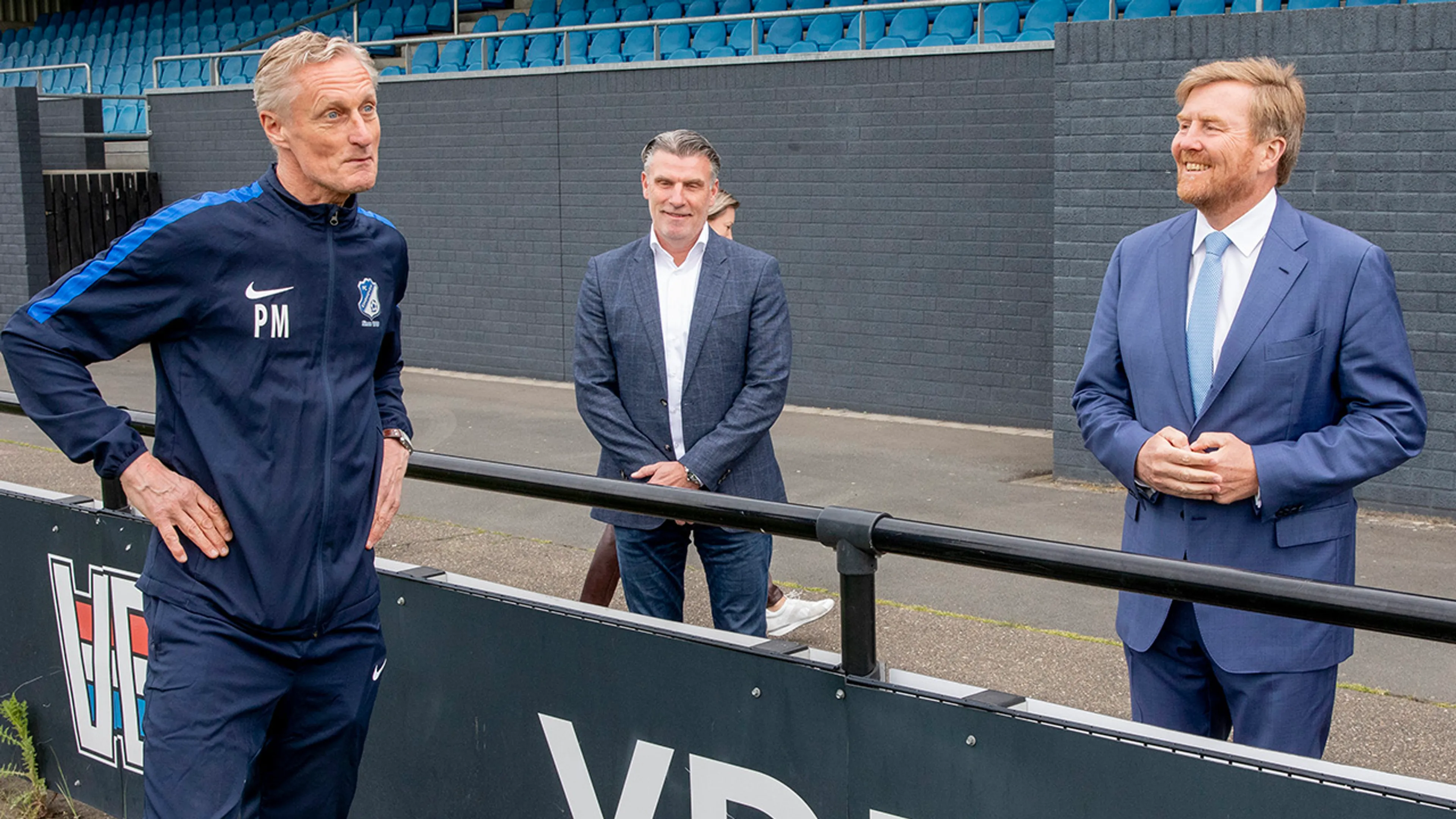 De Koning op bezoek bij FC Eindhoven