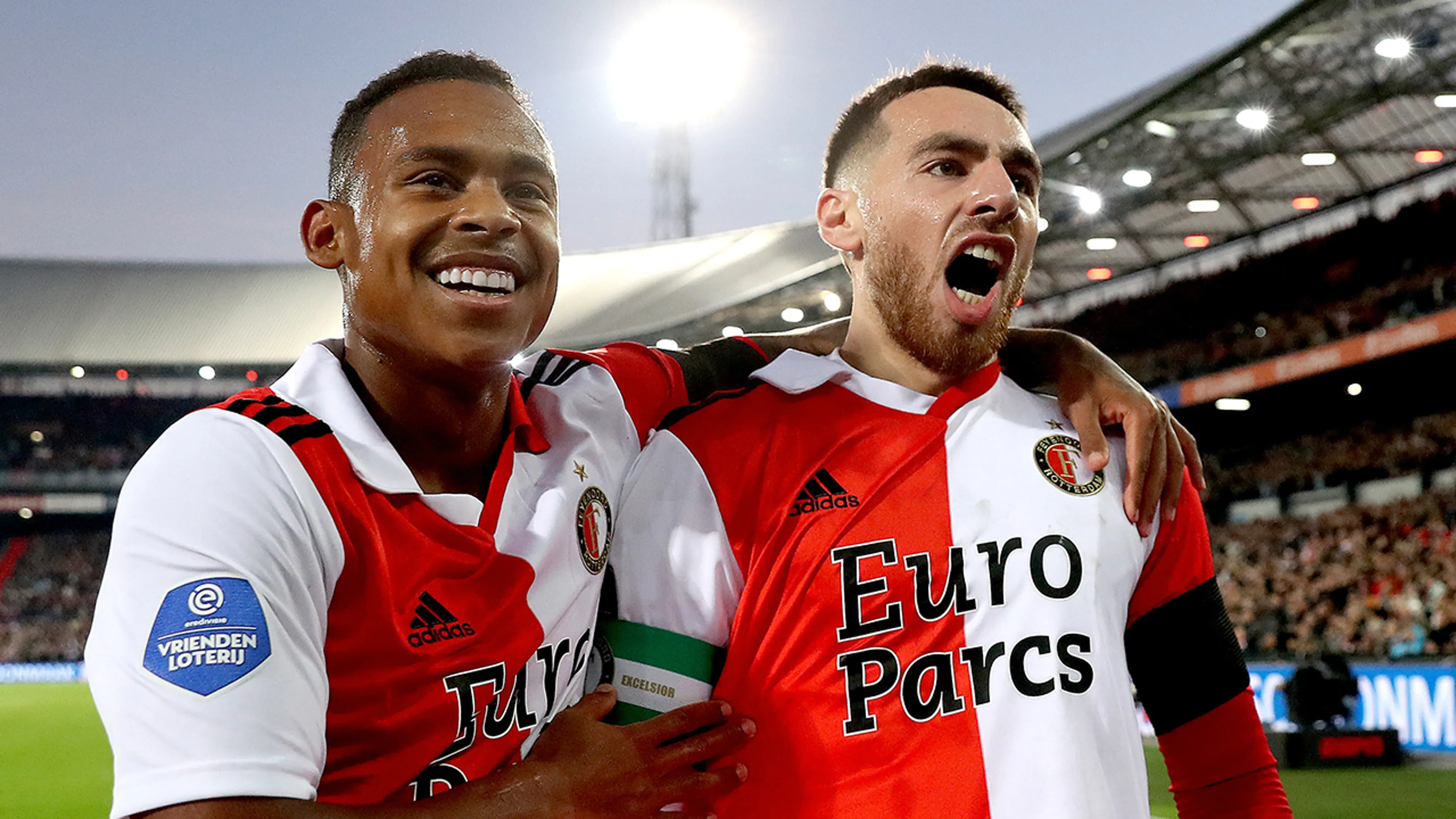 Feyenoord wint ruim van Excelsior en is voor het eerst in zes jaar winterkampioen