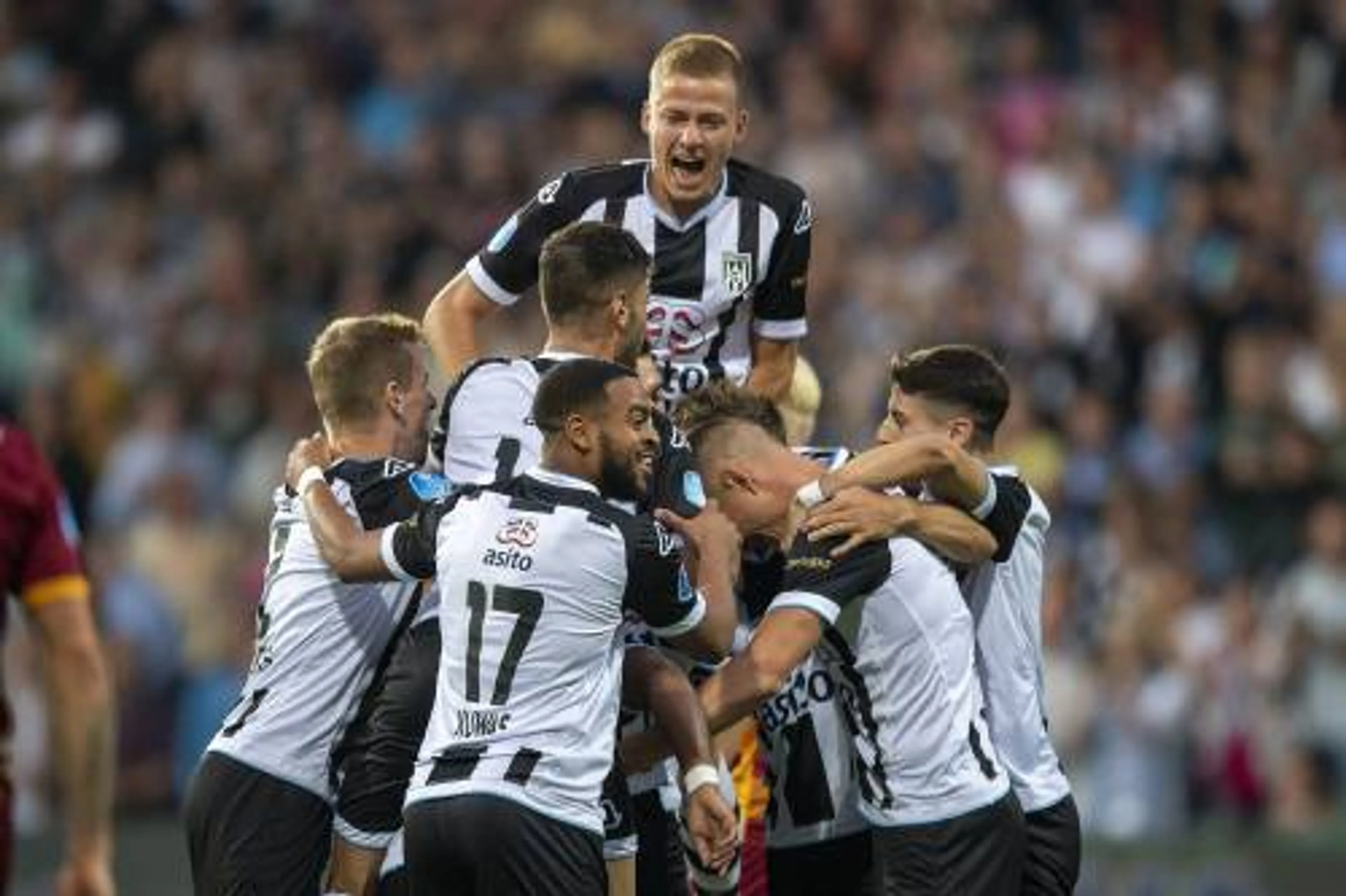 Heracles trefzeker tegen ADO Den Haag