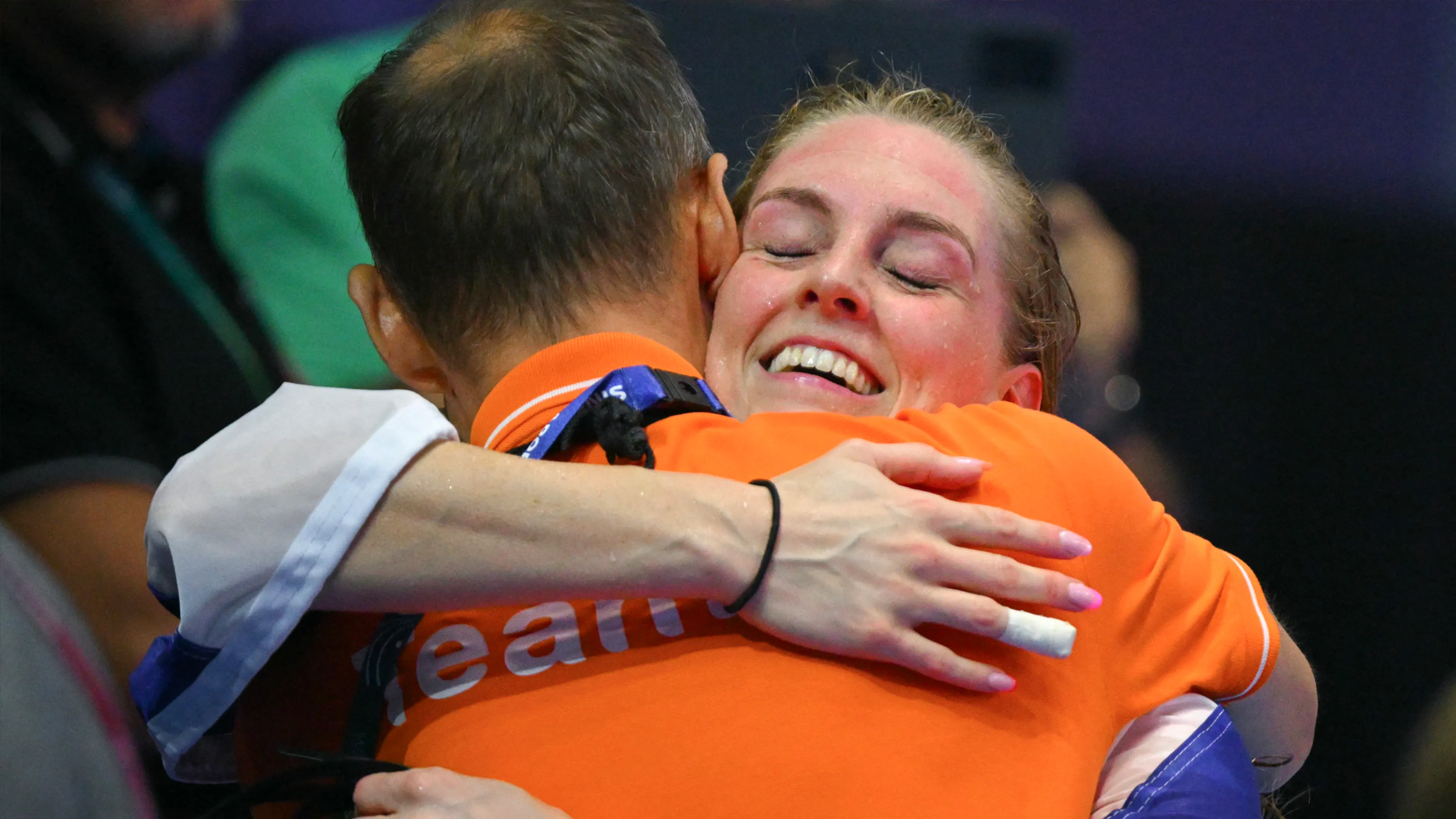 Marrit Steenbergen prolongeert wereldtitel op 100 meter vrije slag