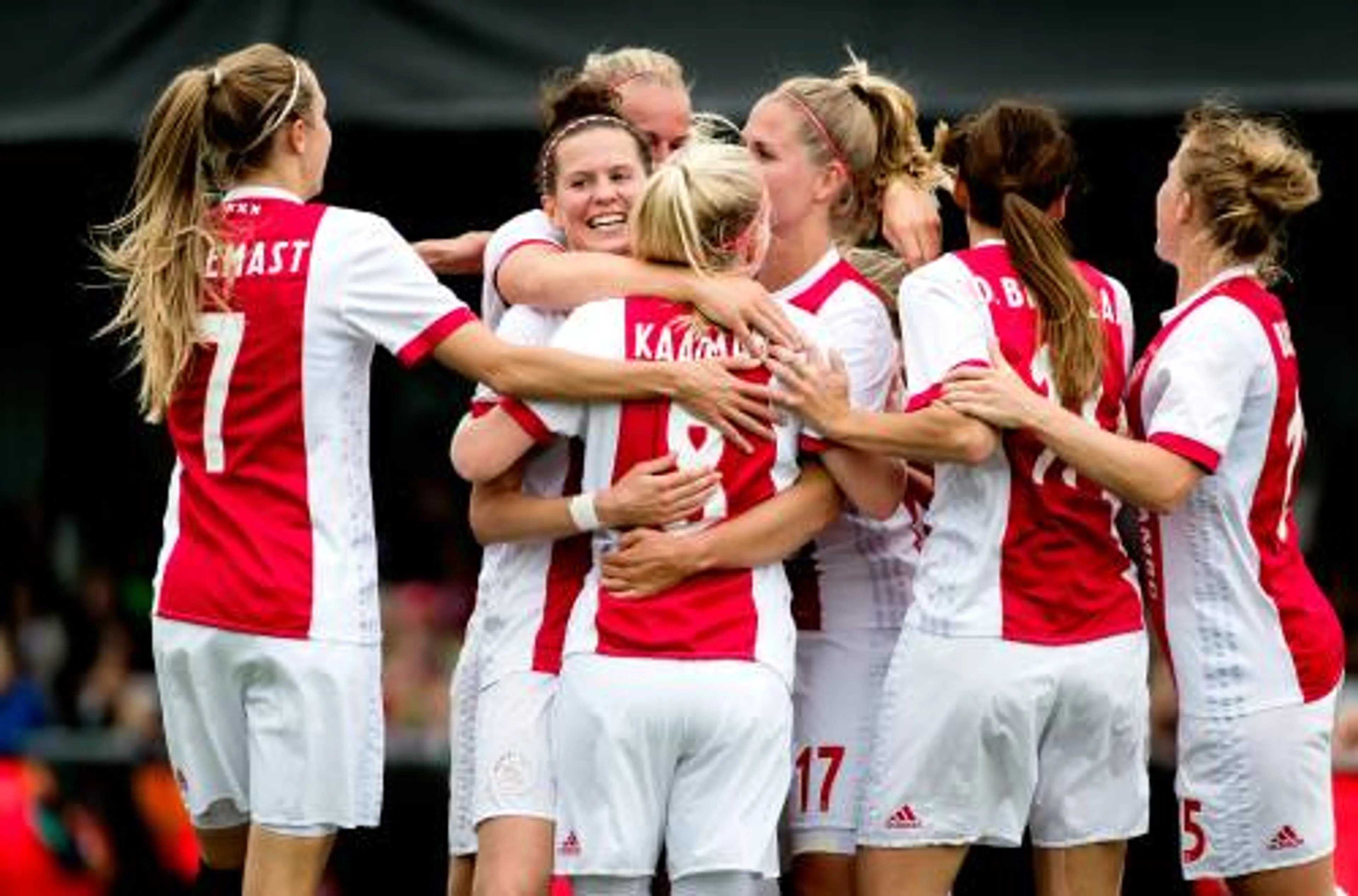 Voetbalsters Ajax naar Champions League