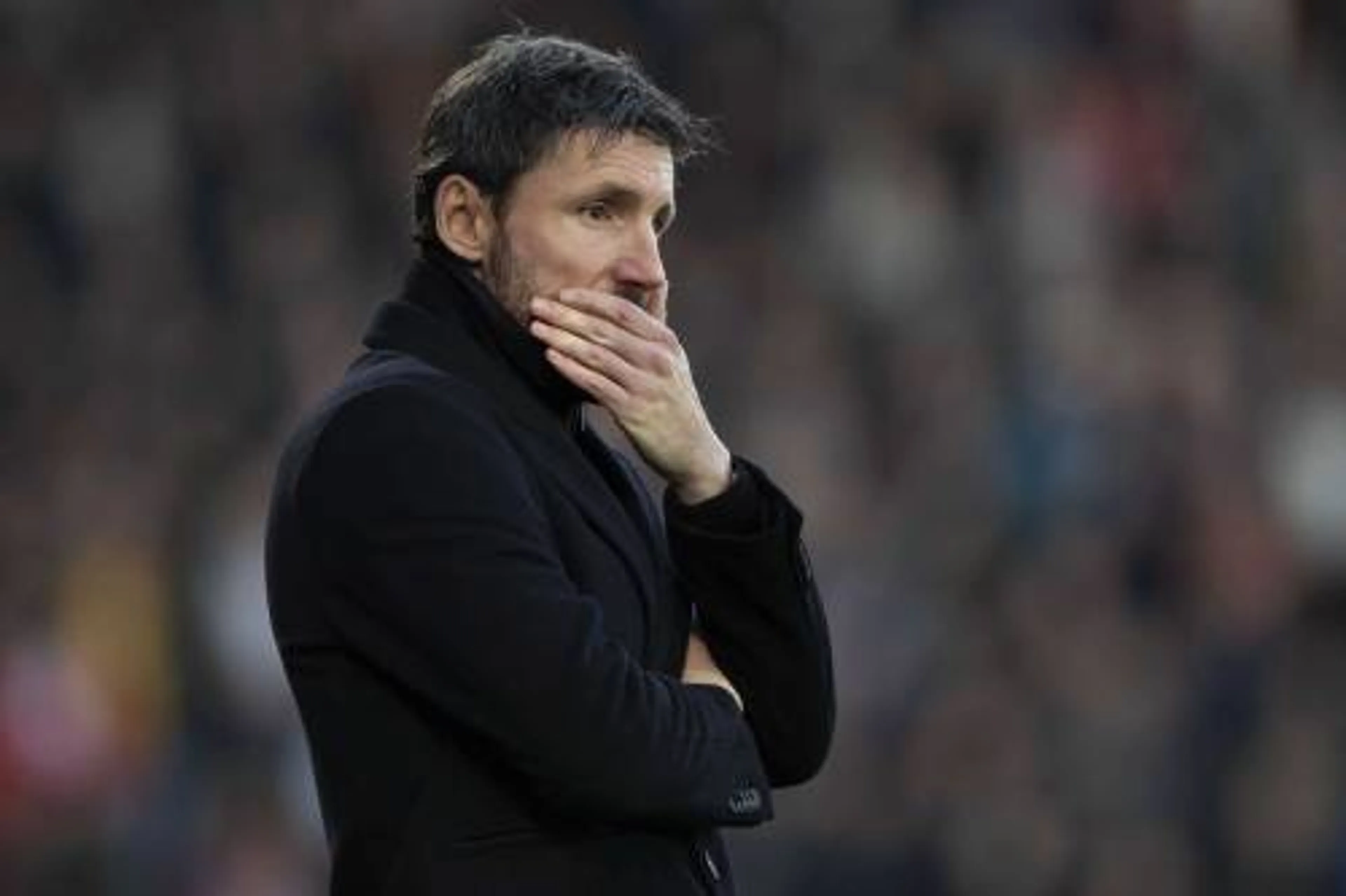 Van Bommel maakt excuses aan Zoet