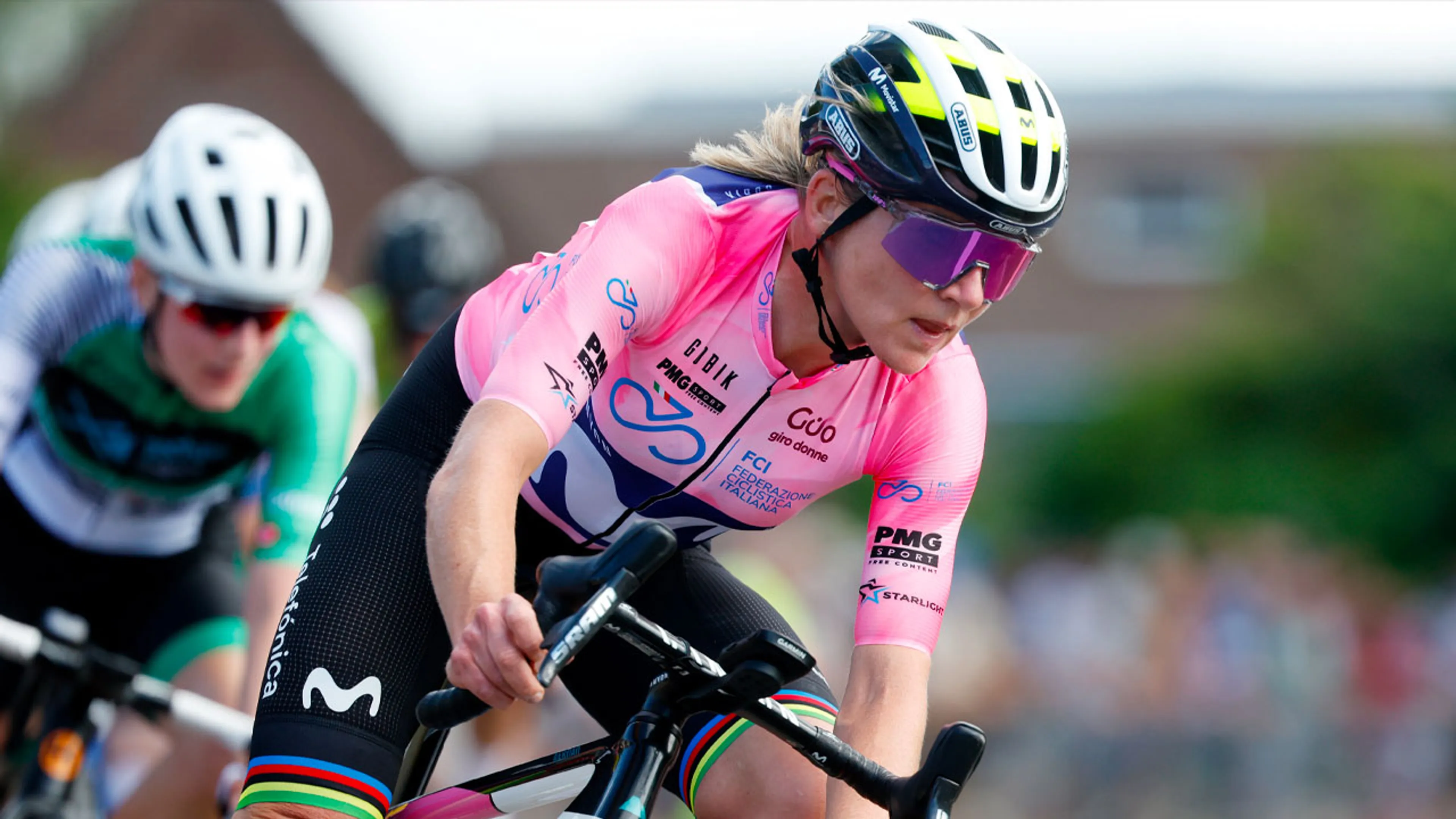 Van Vleuten wint vlak voor haar afscheid de Ronde van Scandinavië