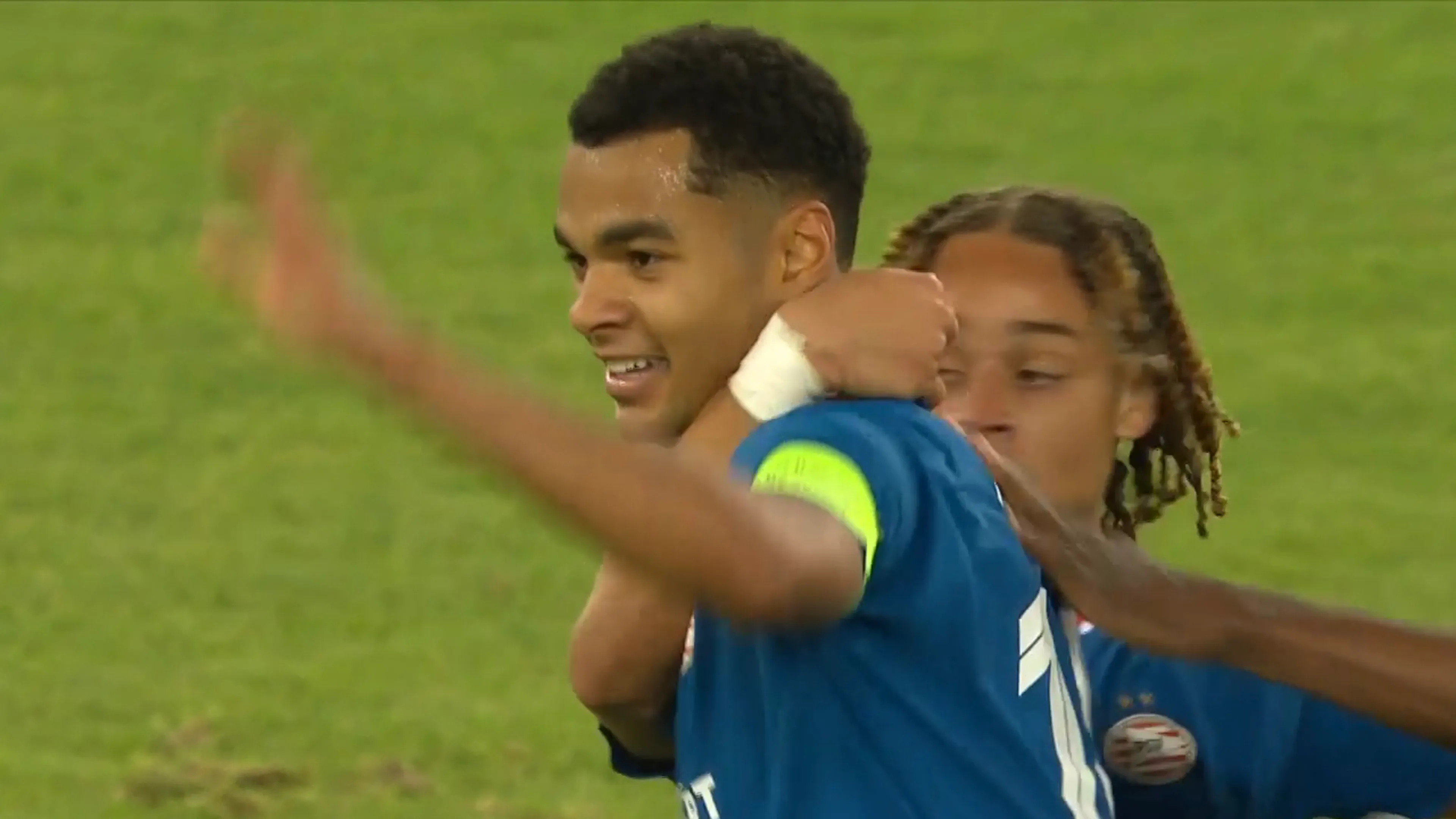 VIDEOGOAL: FC Zürich - PSV 0-5 (Gakpo)