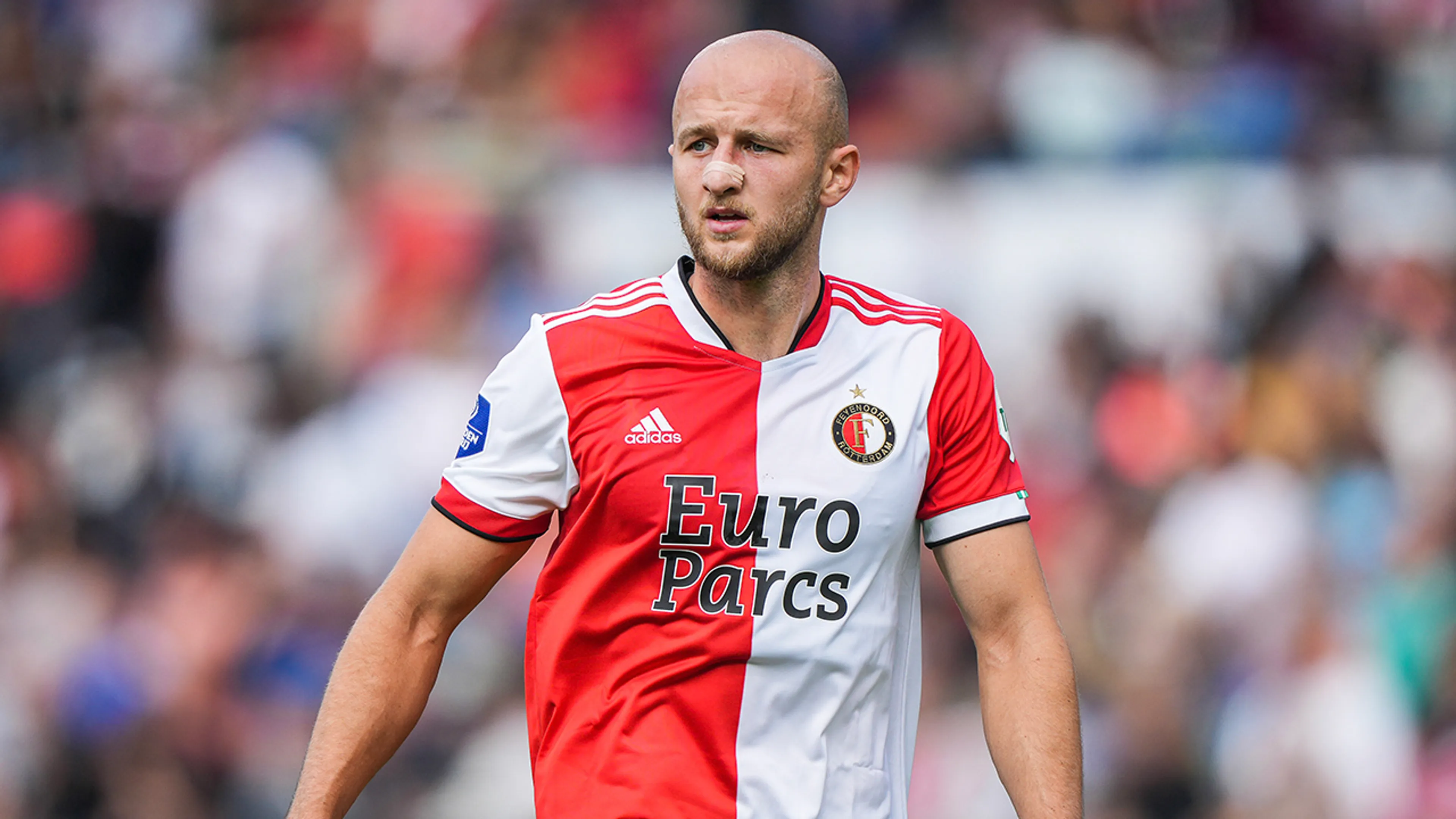 Gernot Trauner legt uit waarom hij altijd met een pleister op zijn neus speelt