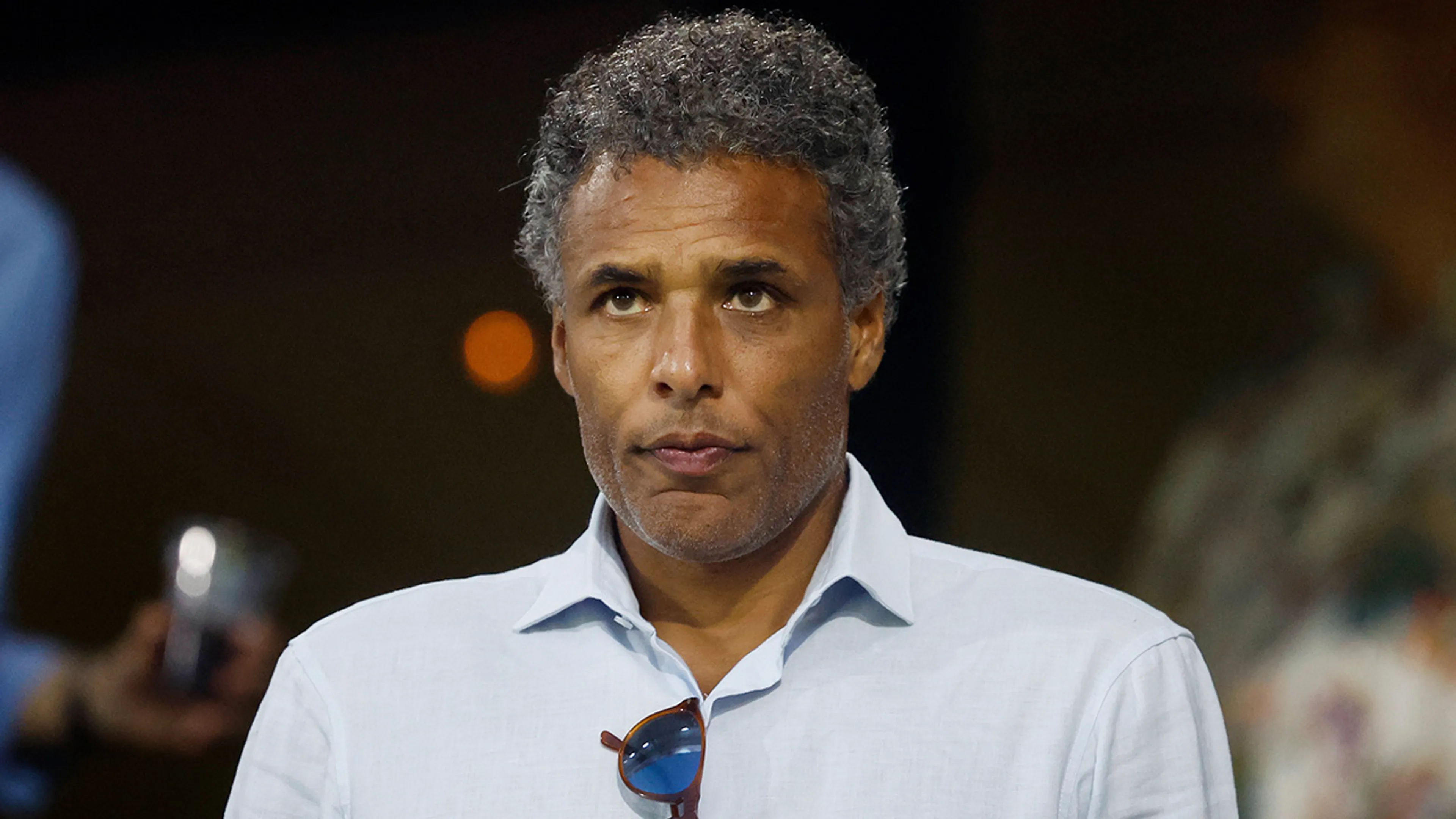 ‘Pierre van Hooijdonk heeft helemaal niks te melden, nóóit een zinnig woord over voetbal!’