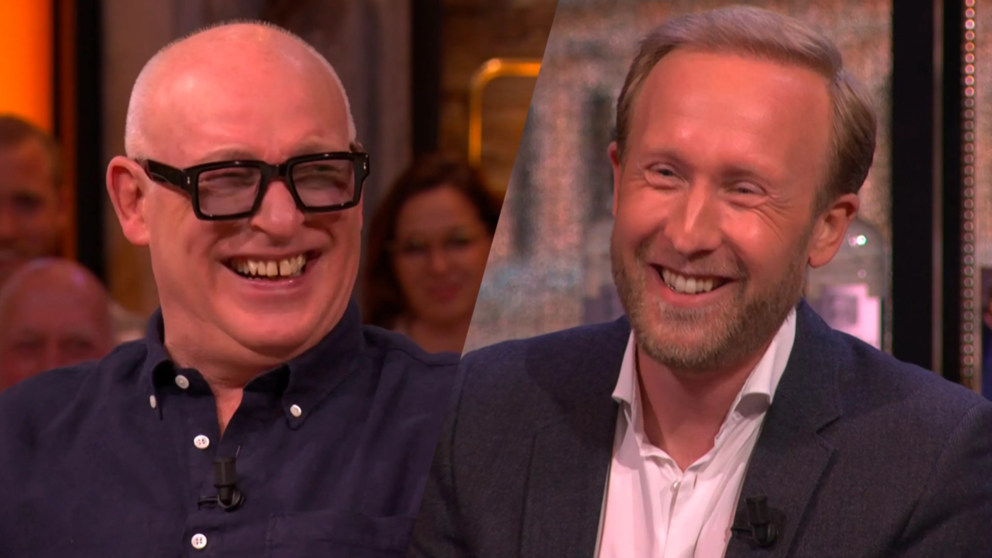René vraagt Raymond Mens: ‘Doe dit nou één keer bij Op1!’