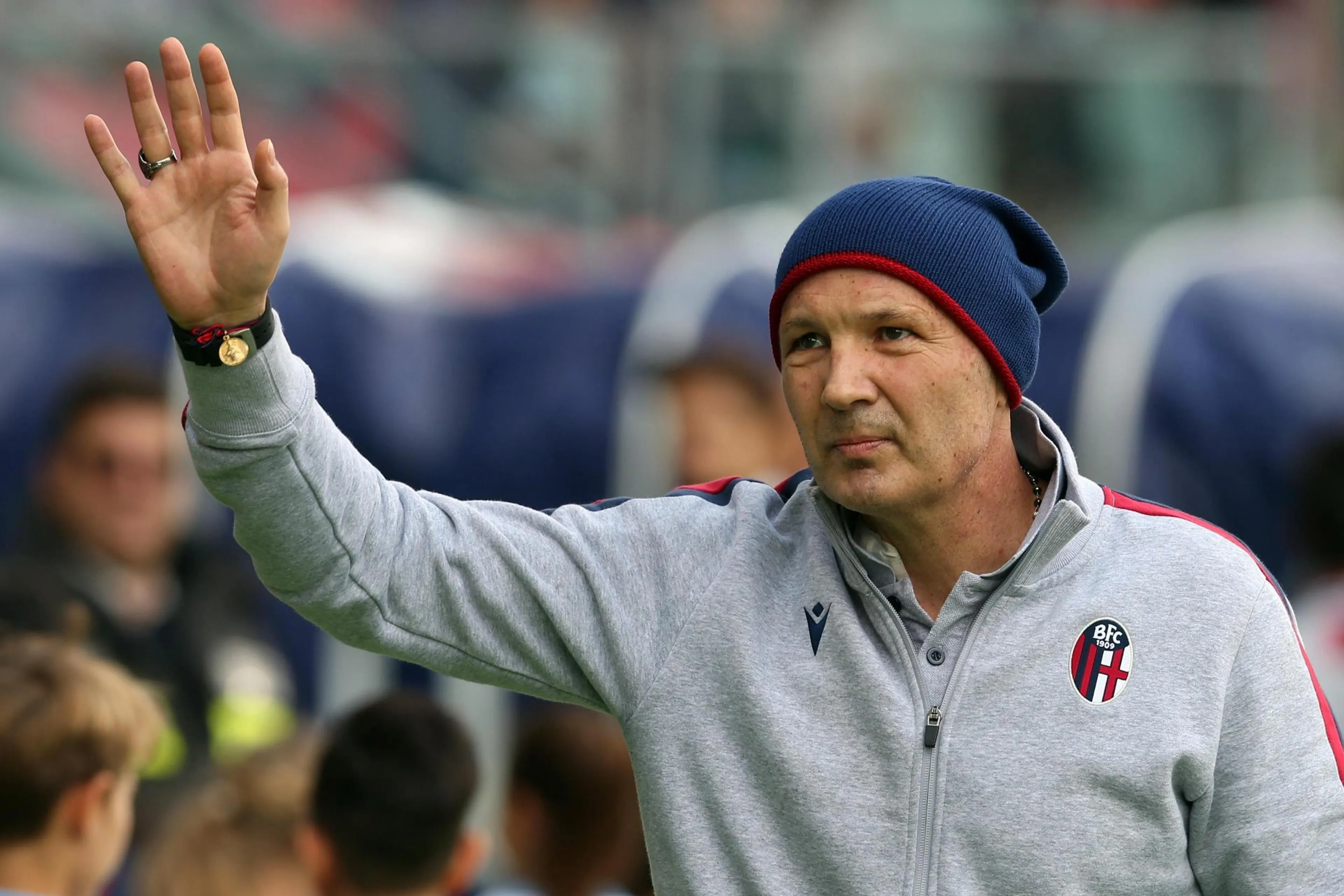 Mihajlovic terug op trainingsveld Bologna
