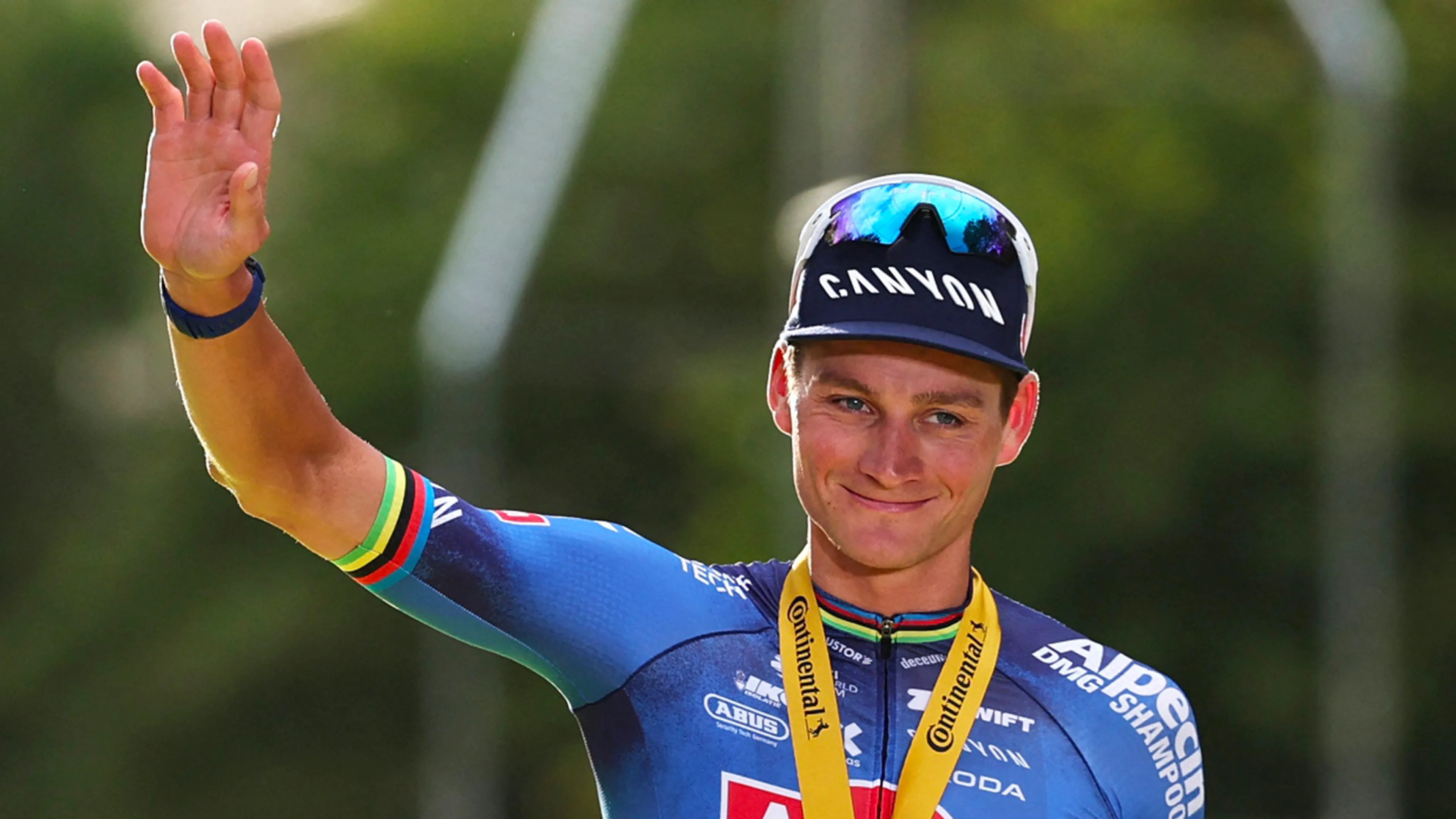 Dit bedrag reed Mathieu van der Poel bij elkaar in Tour de France: 'Had het écht hoger ingeschat!'
