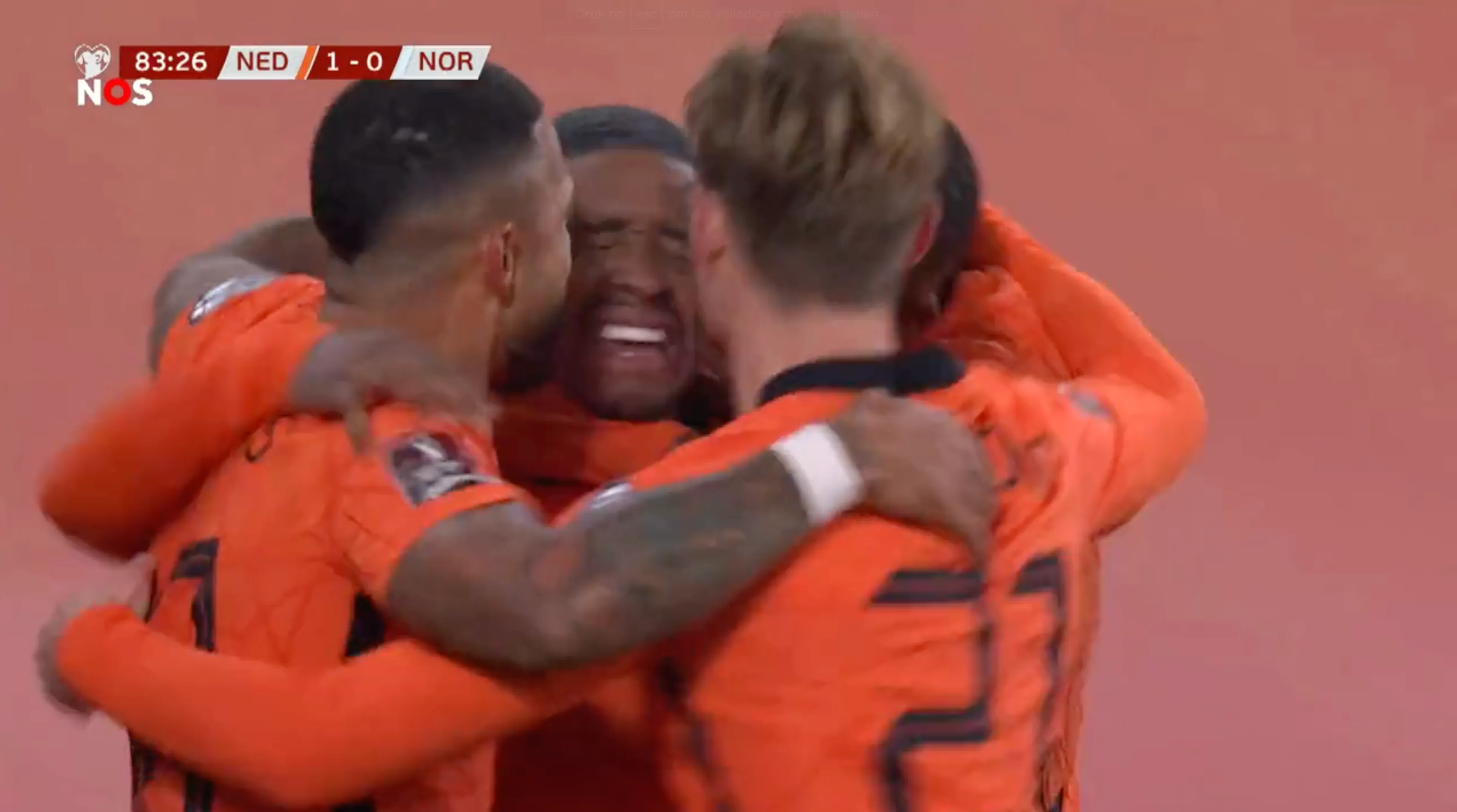 VIDEOGOAL: Bergwijn schiet Oranje naar het WK