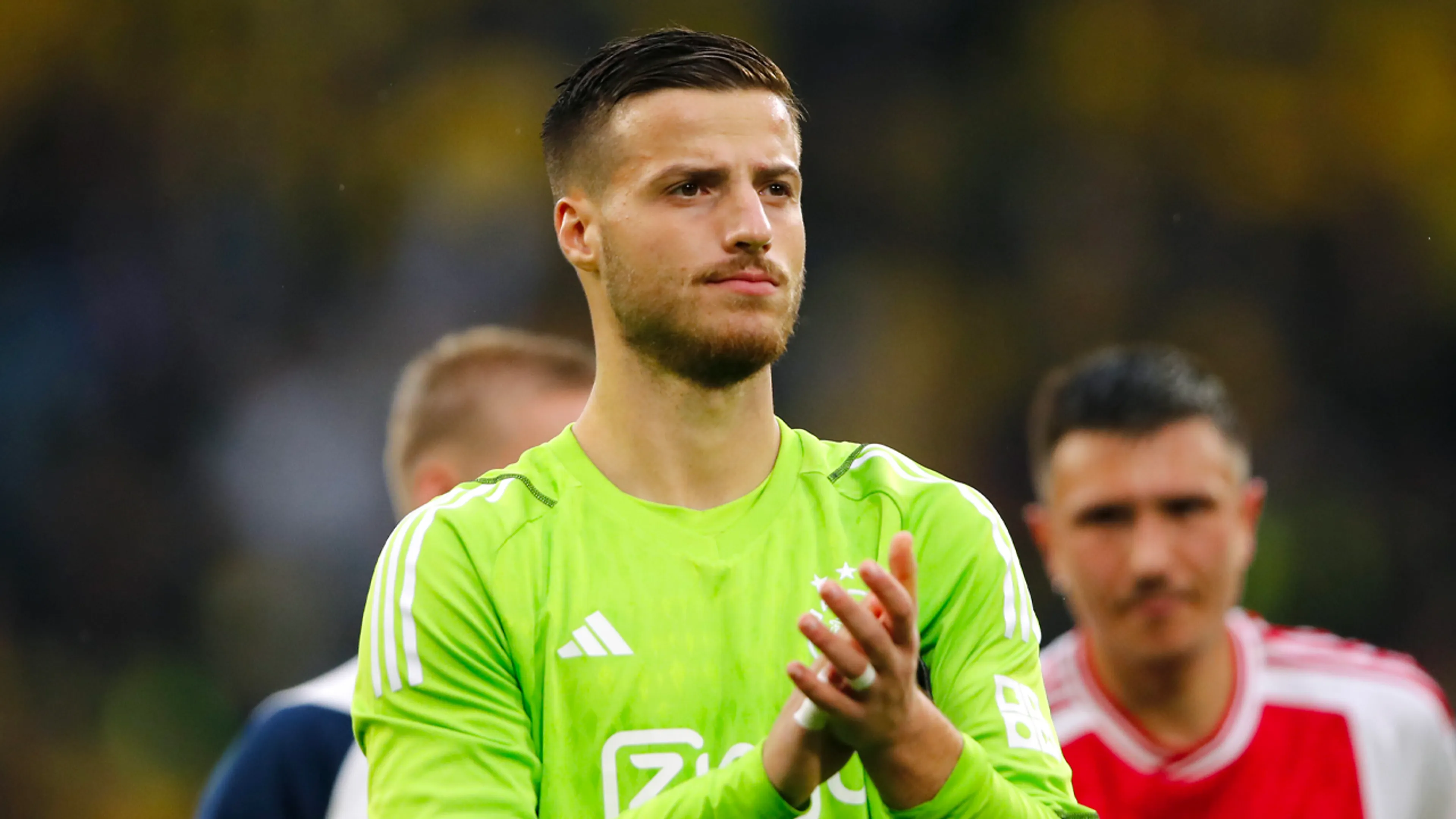 'Ajax hoopt Diant Ramaj voor 2 september van de hand te kunnen doen'