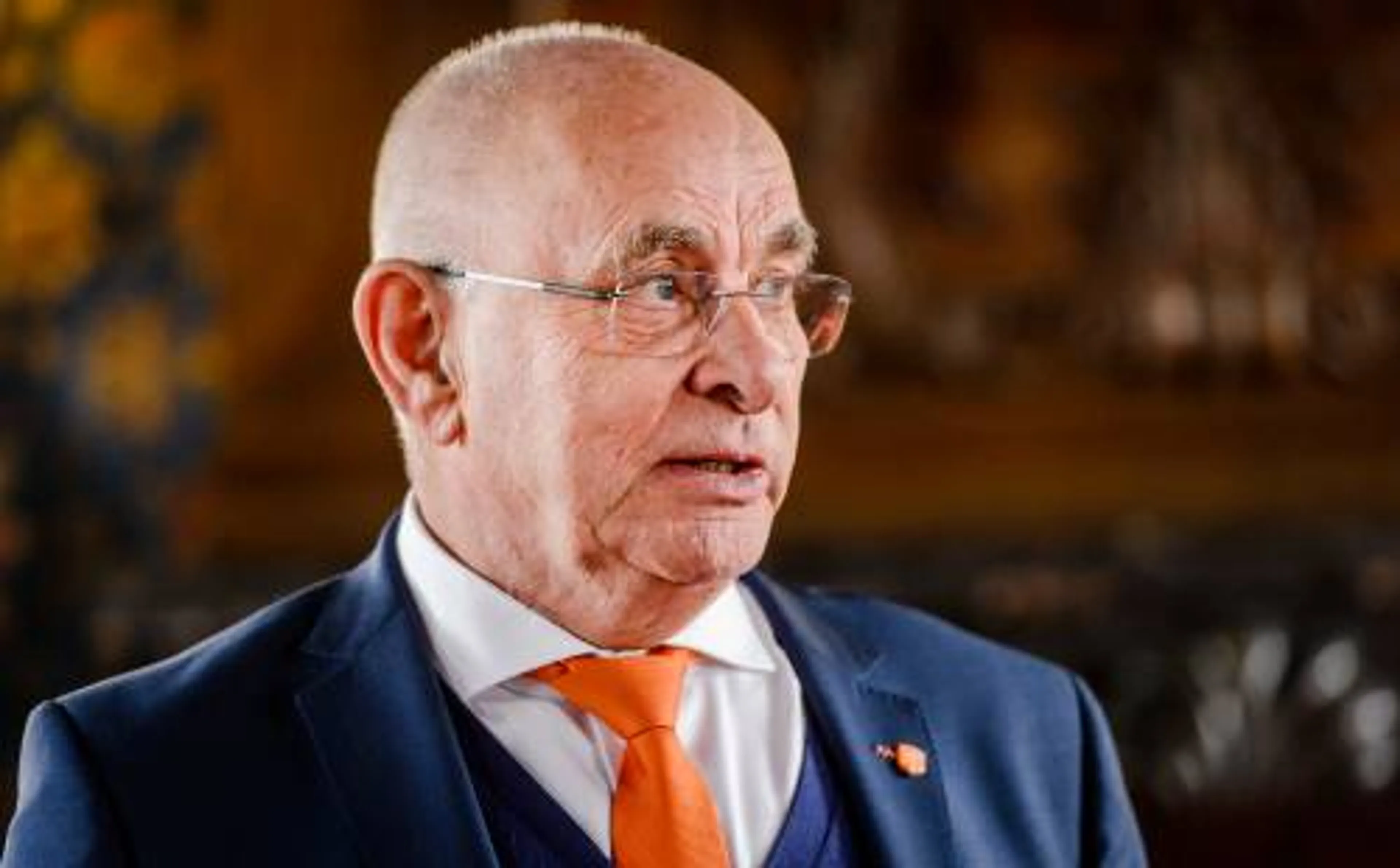 'Clubs ontraden spelers uit de kast te komen'