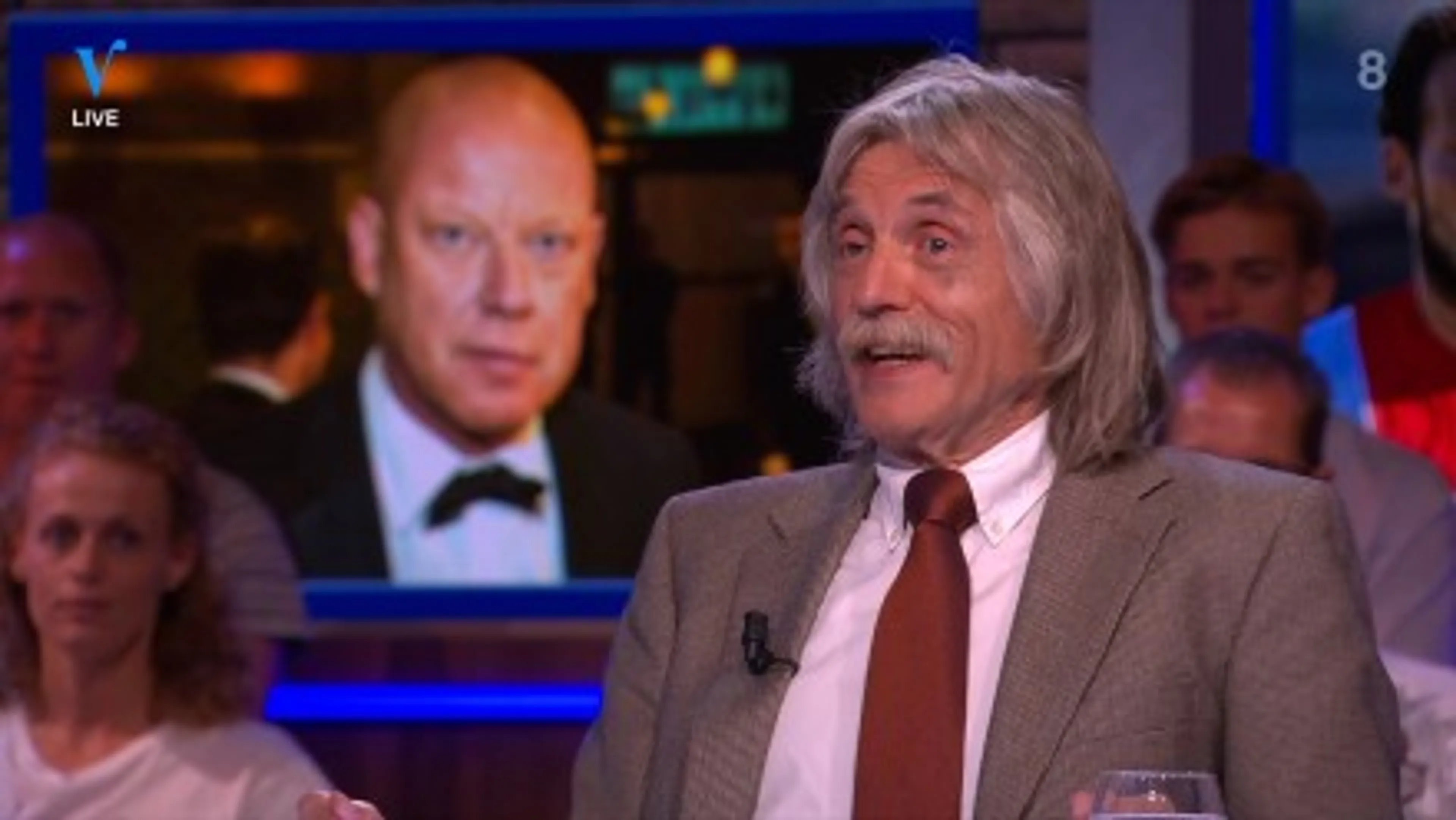 CLASSIC: Johan lacht om dronken Frits Wester: 'Na half 11 is 'ie niet meer inzetbaar'