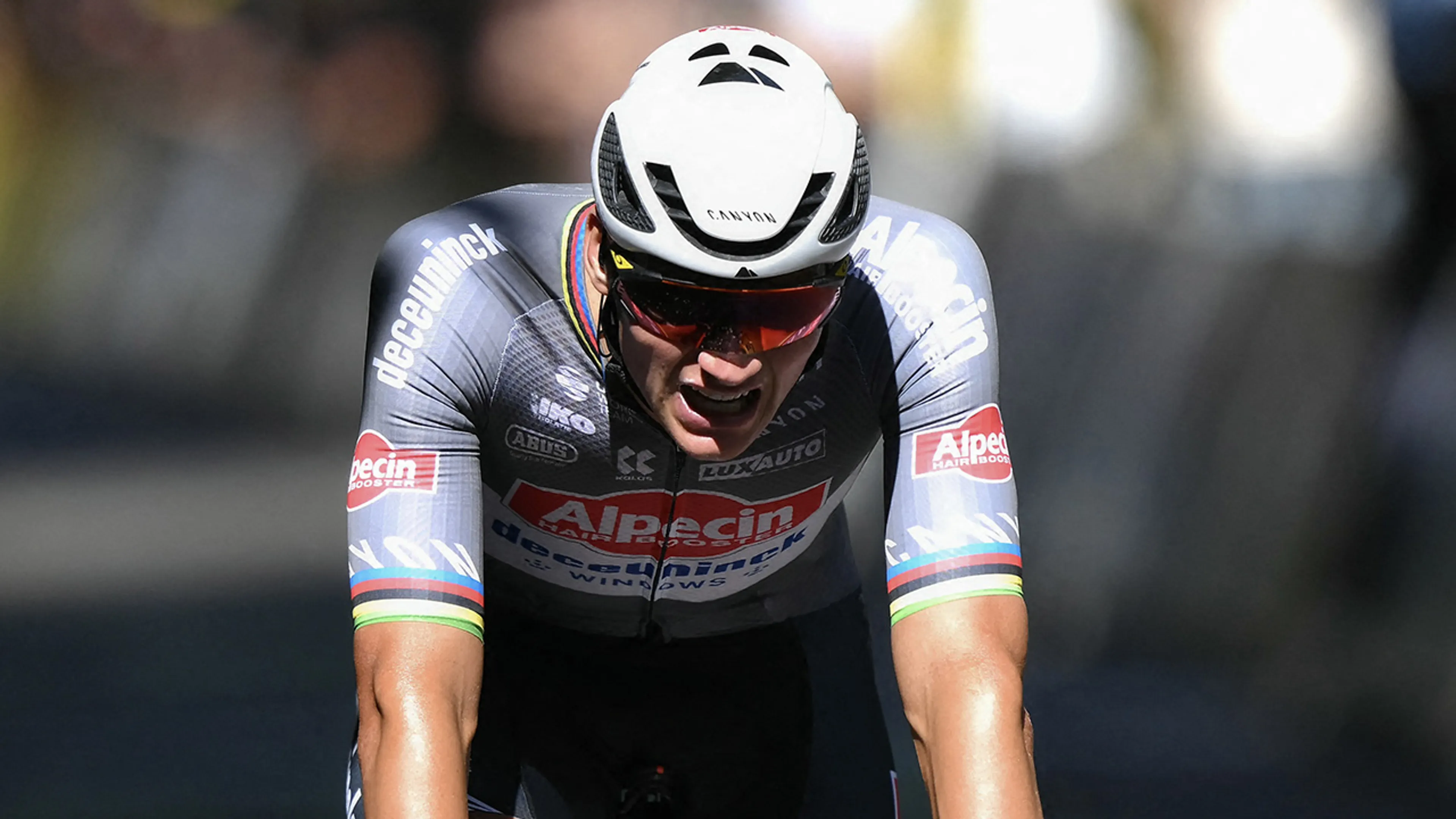 Van der Poel niet topfit voor vijftiende etappe van de Tour de France: 'Ik herstel niet zo goed...'