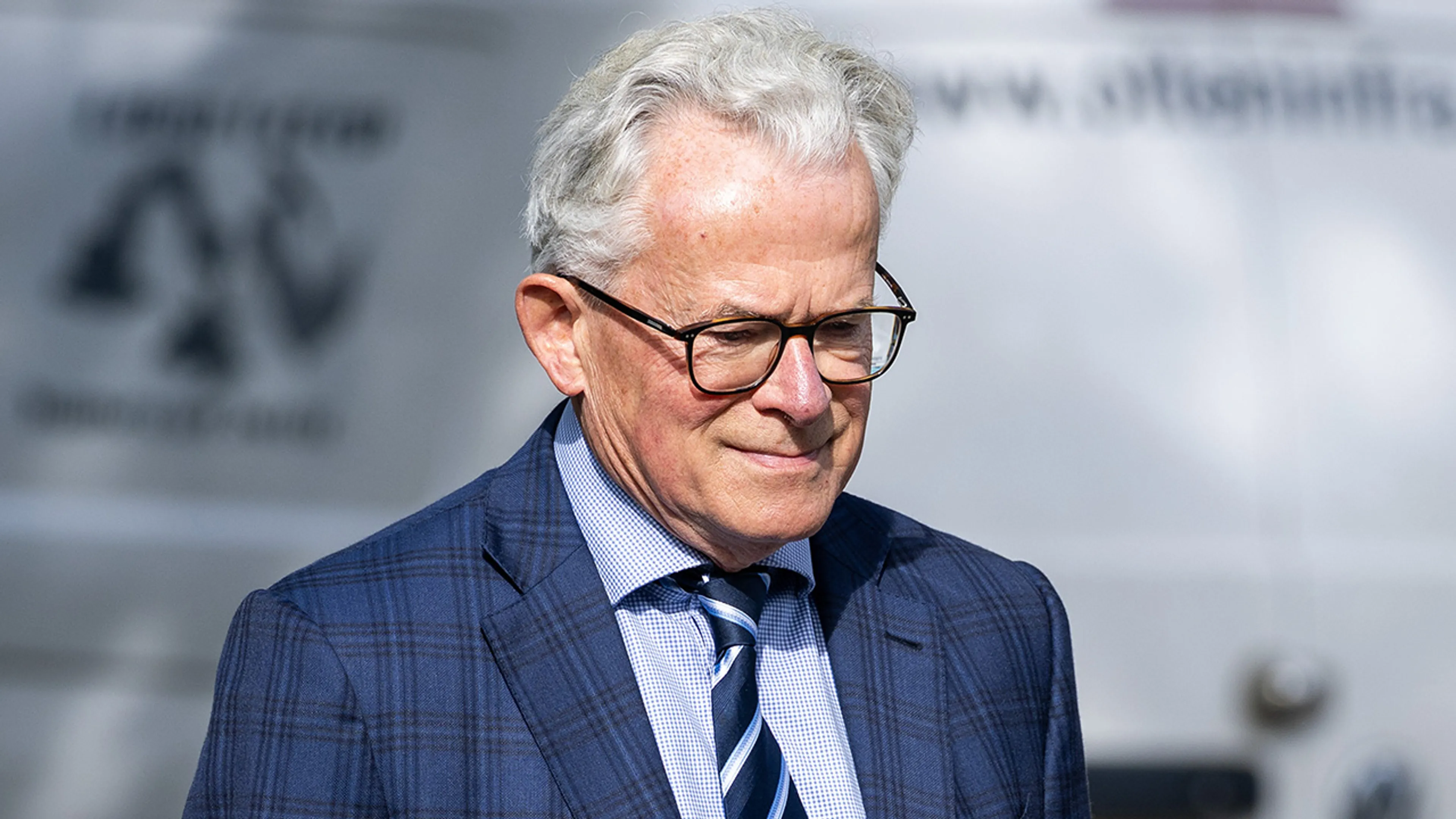 ‘Masturberende burgemeester’ Koen Schuiling ontkent in hoger beroep: ‘Ik heb dit niet gedaan!’