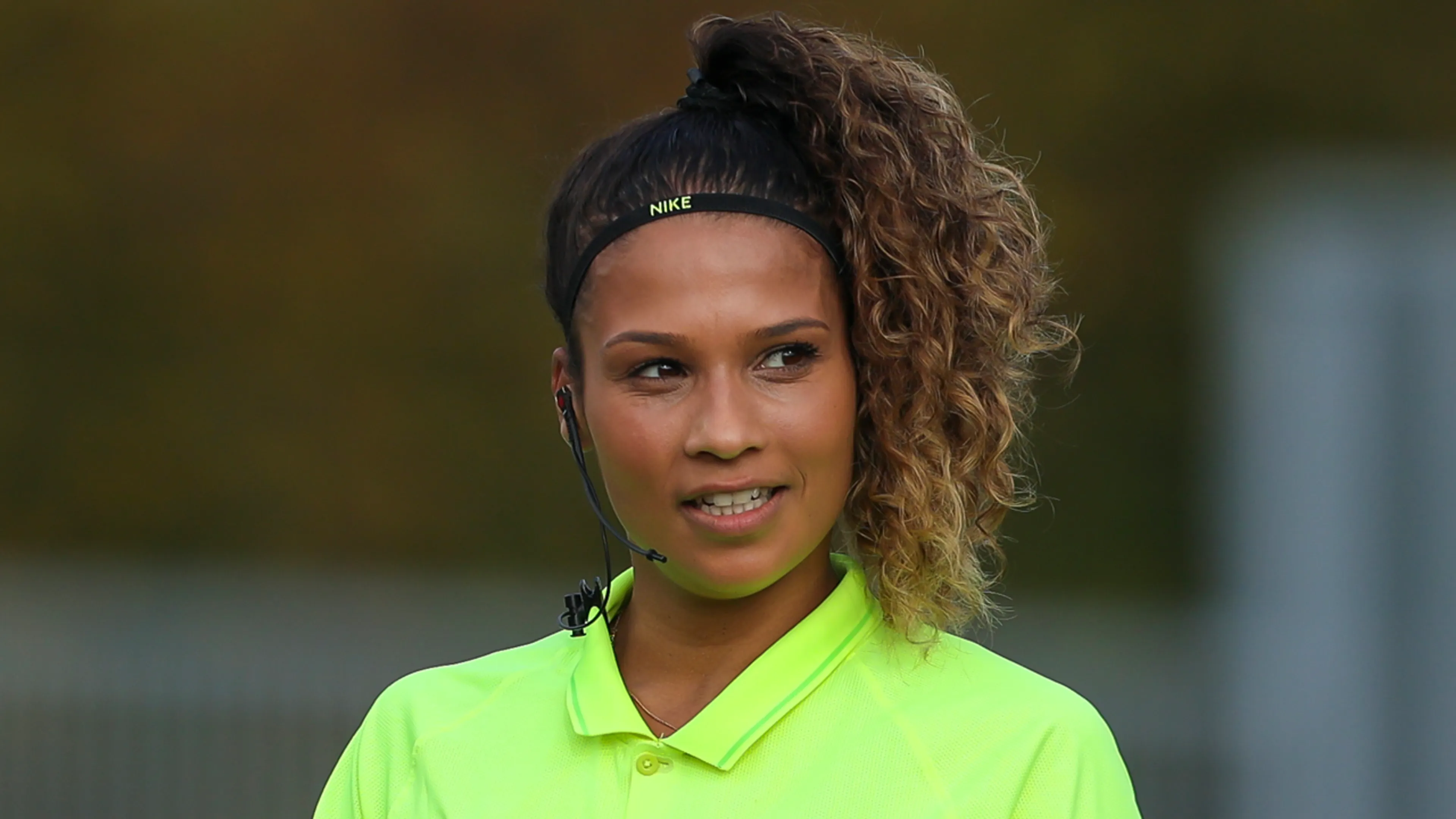 UITGELICHT: De talentvolle KNVB-official Shona Shukrula