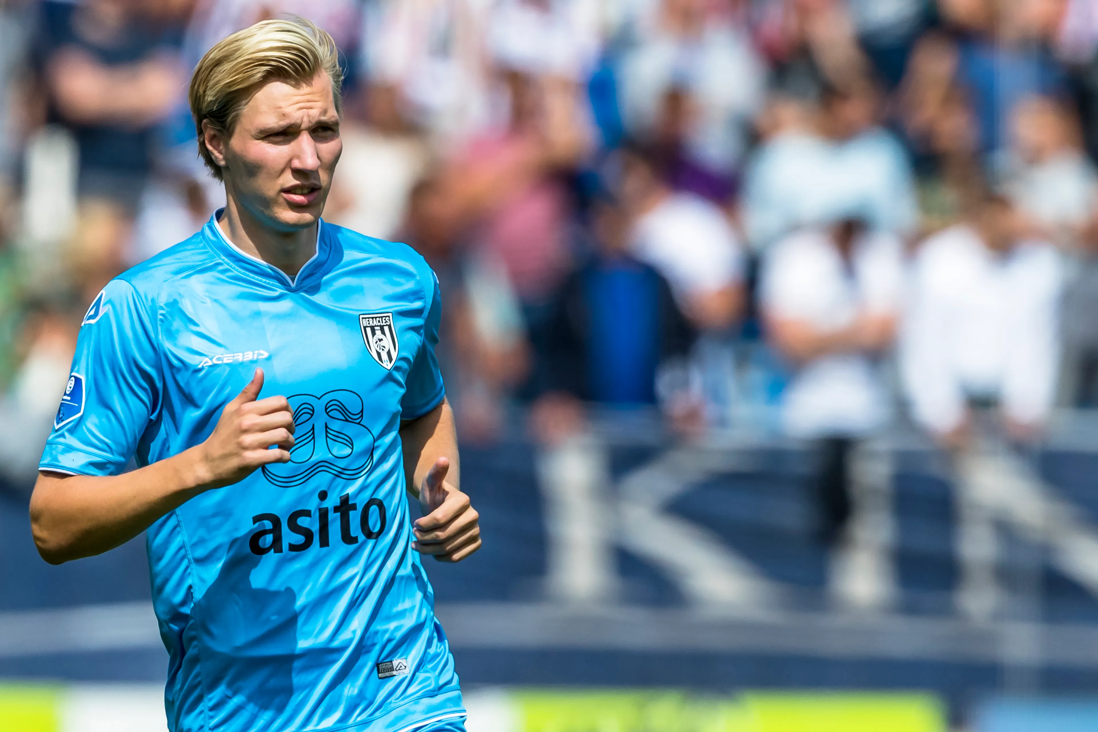 Koploper Den Bosch huurt Vermeij van Heracles