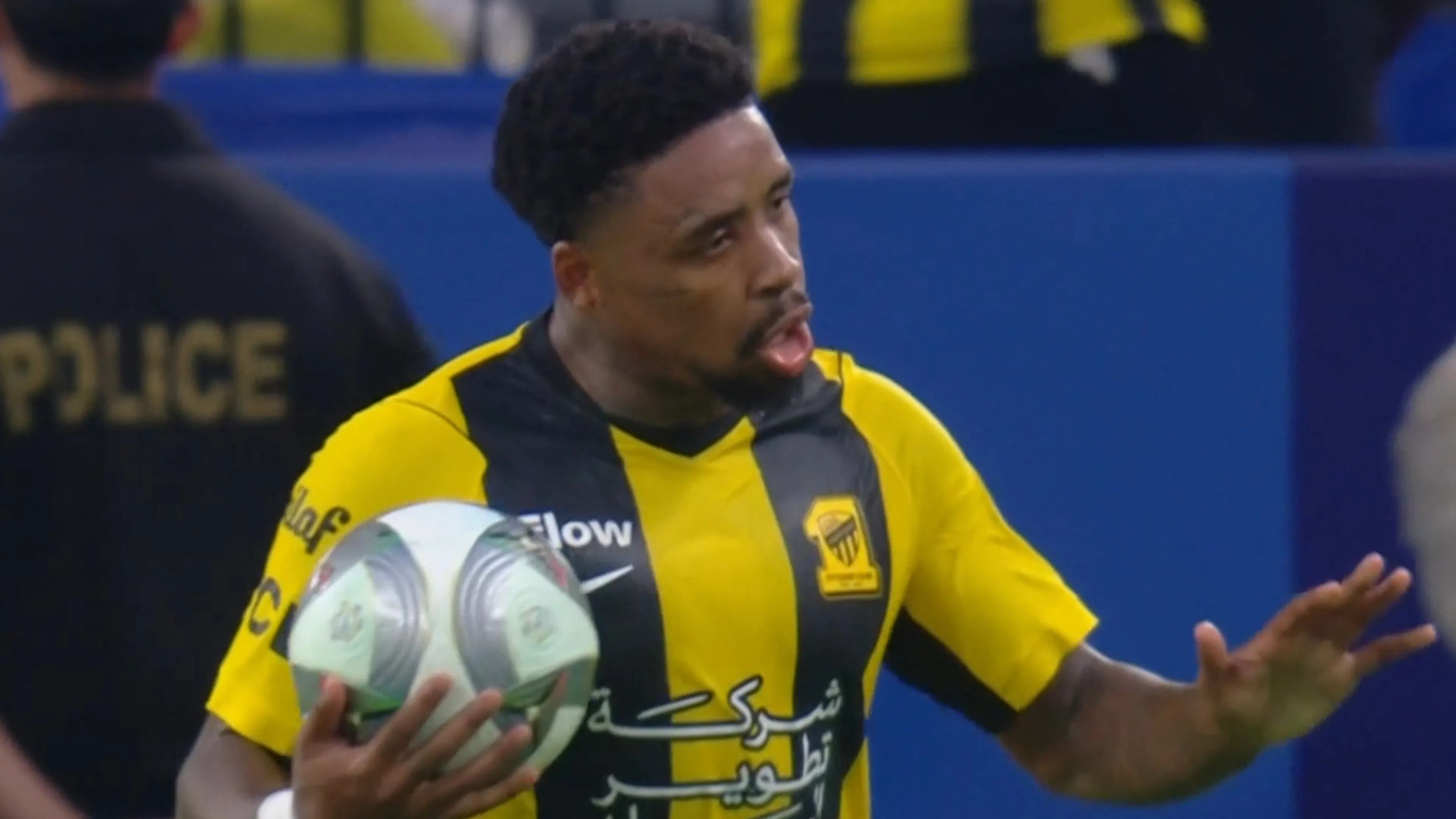 Videogoal: Steven Bergwijn scoort in slotfase uit penalty, maar verliest met Al-Ittihad