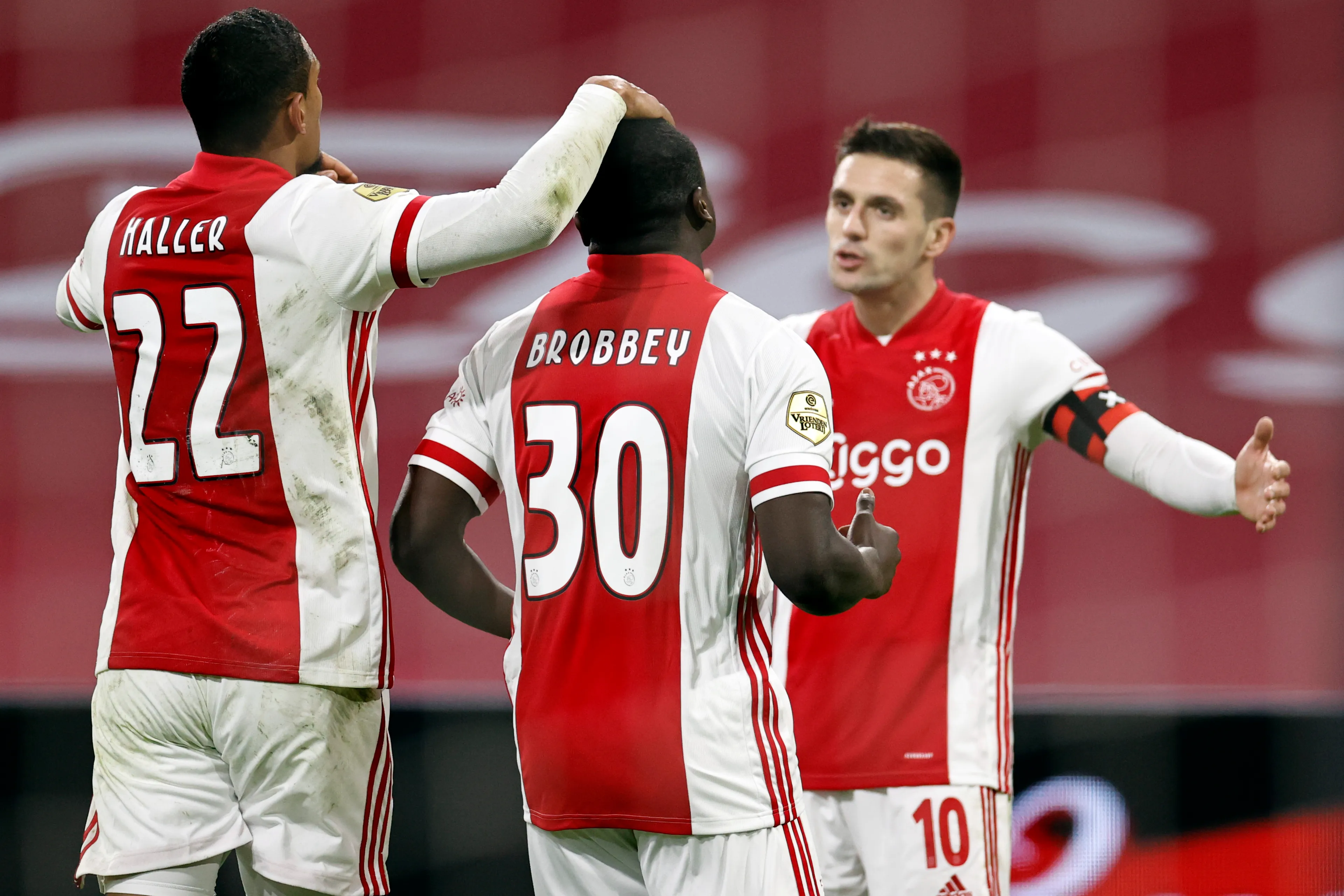 Naast Stekelenburg heeft Ajax nog twee spelers terug voor duel met Roma