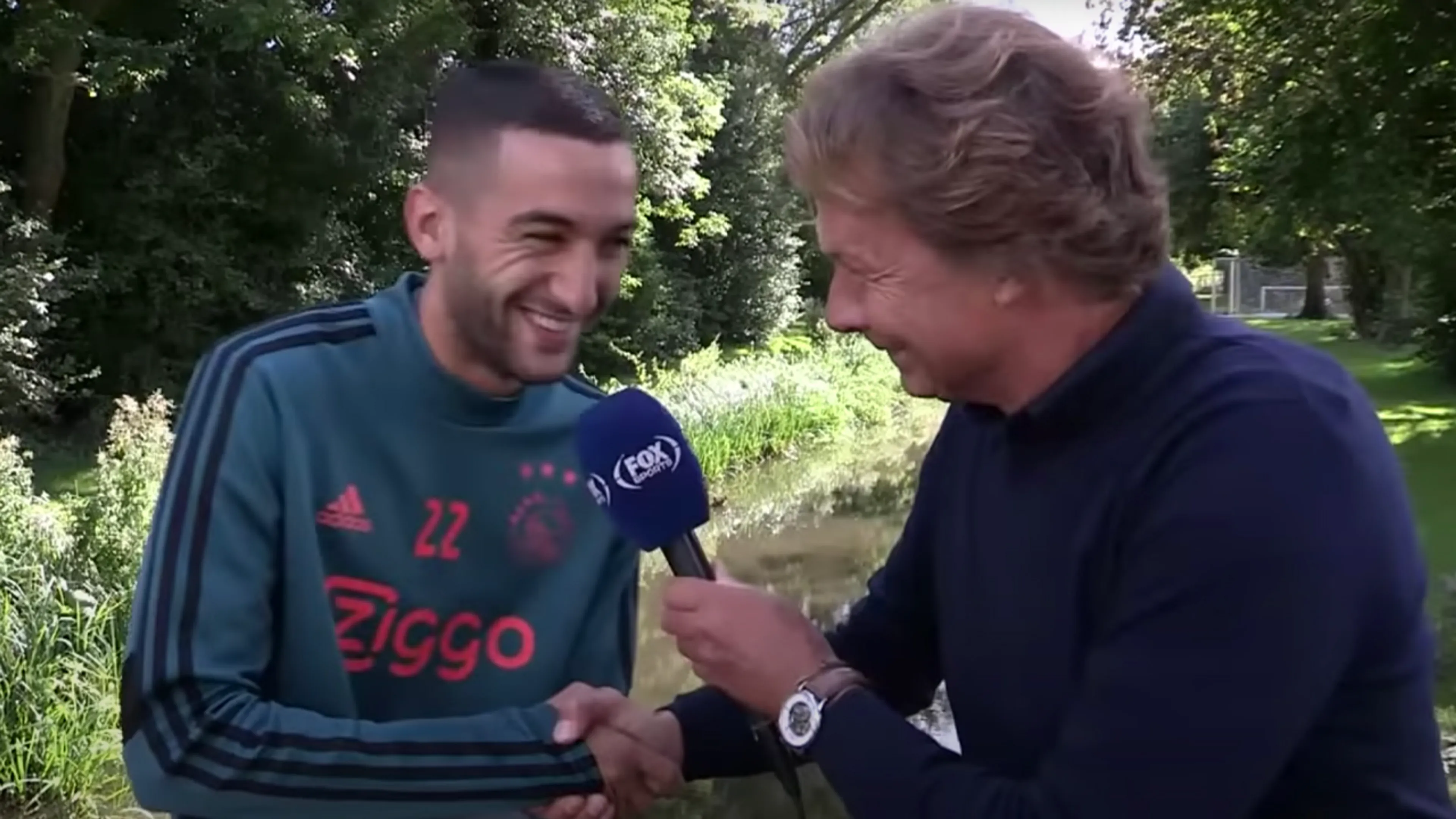 Hansie Hansie brengt ode aan Ziyech: 'Zo eigenwijs als de klere: ik hou ervan'