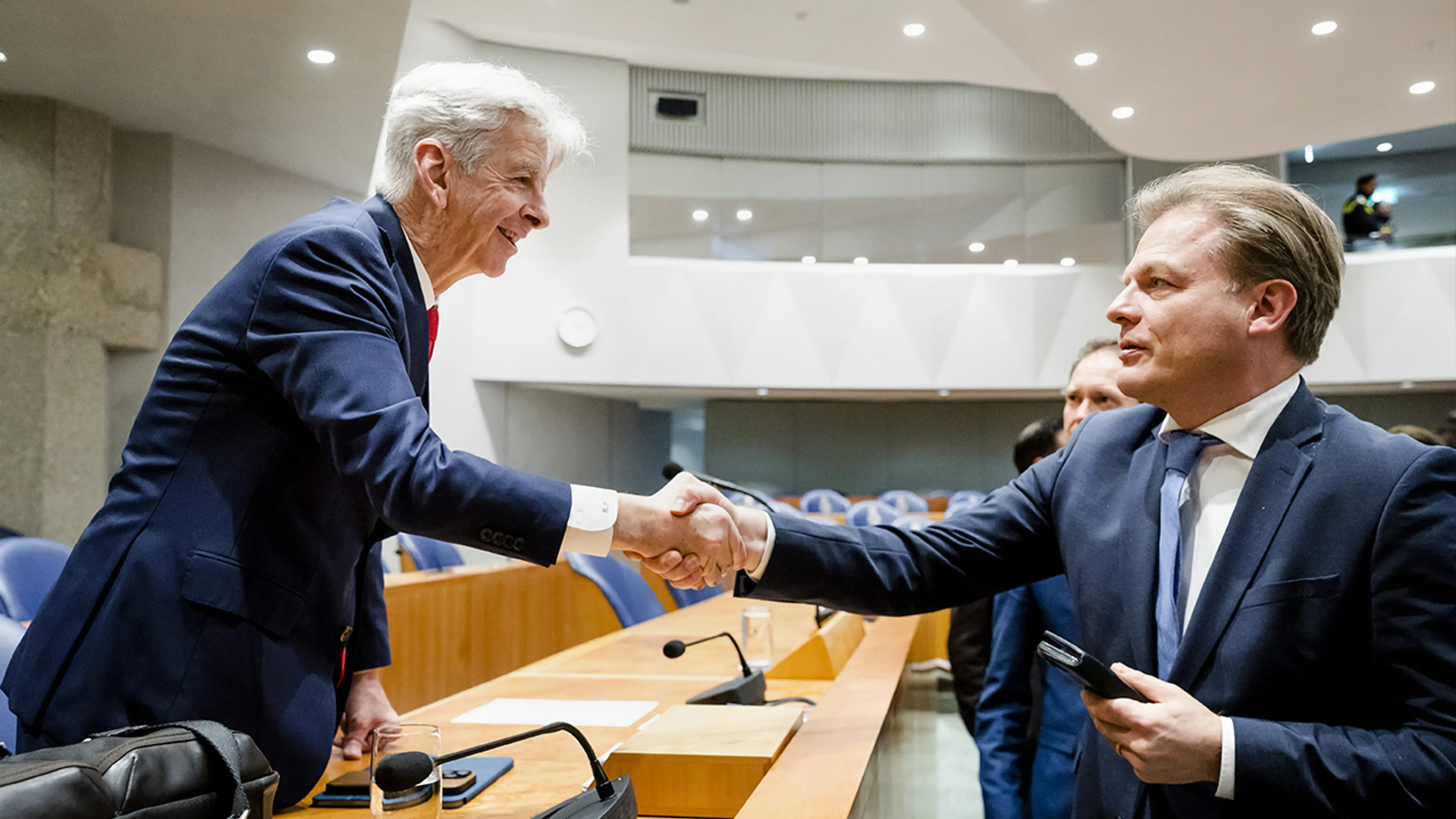 Plasterk biedt Omtzigt excuses aan in open brief: 'Sorry Pieter, ik had dat niet moeten doen!'