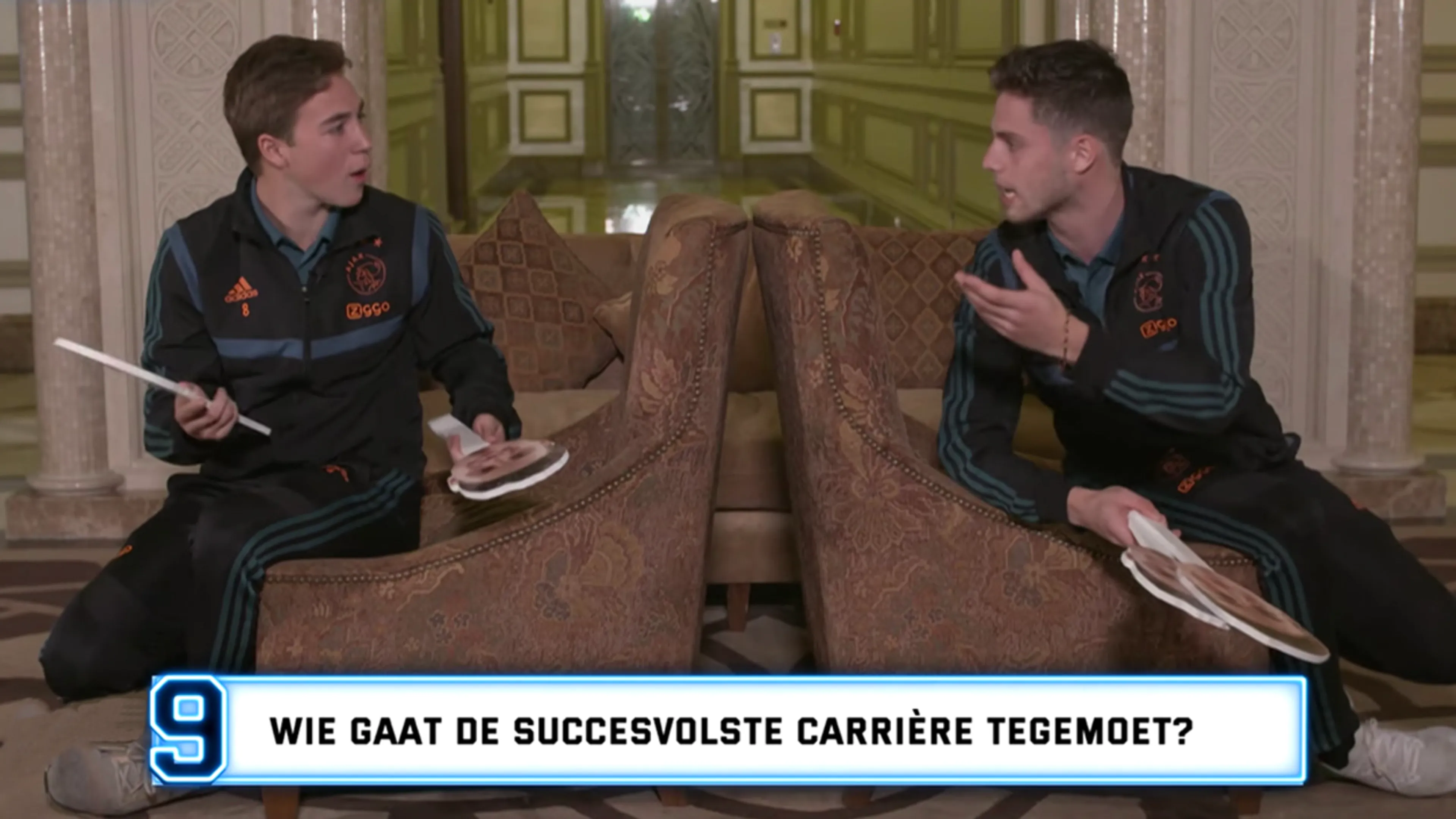 Pierie en Eiting raken het niet eens tijdens spelletje 'You Or Me'